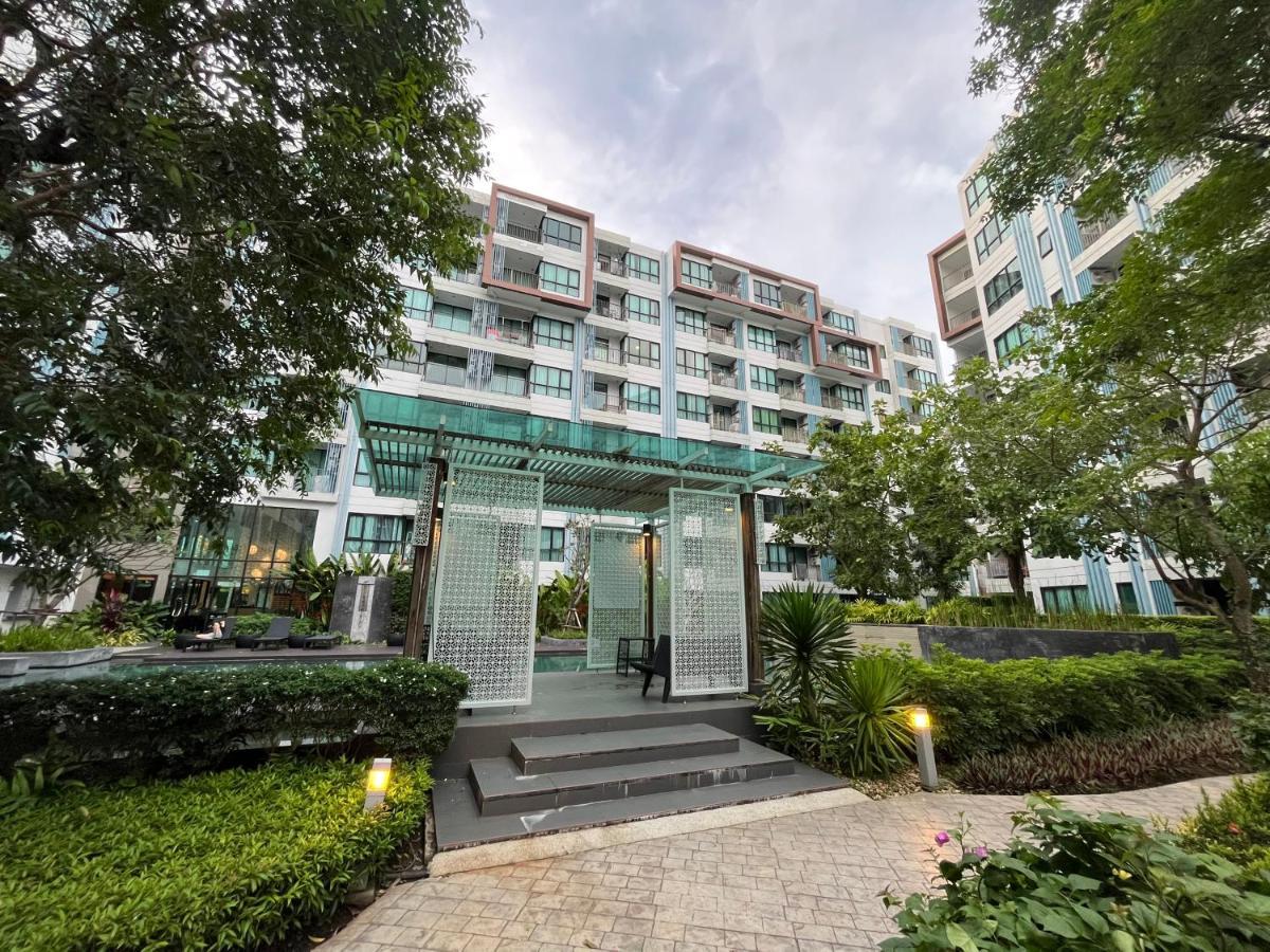 1 Bedroom Centrio Near Festival In Town Apartment *