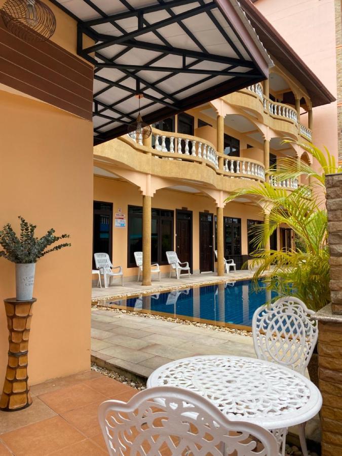 Baan Sudarat Inn Phuket