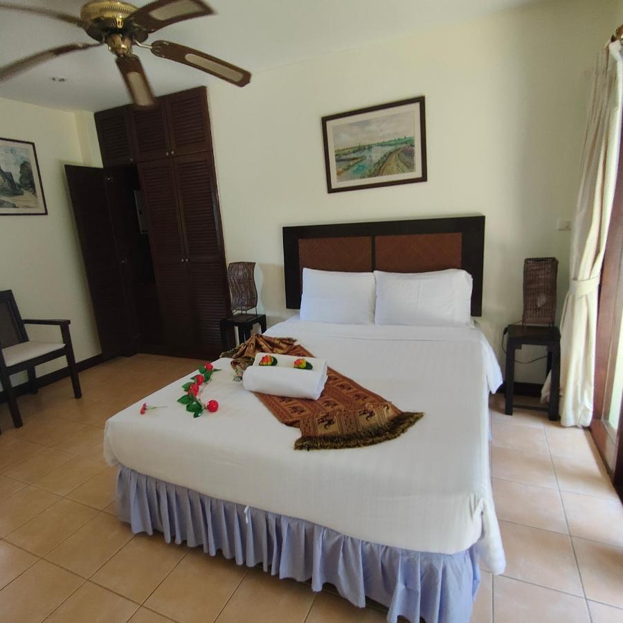 Pousada Baiyok Seaview And Edge Pool Patong