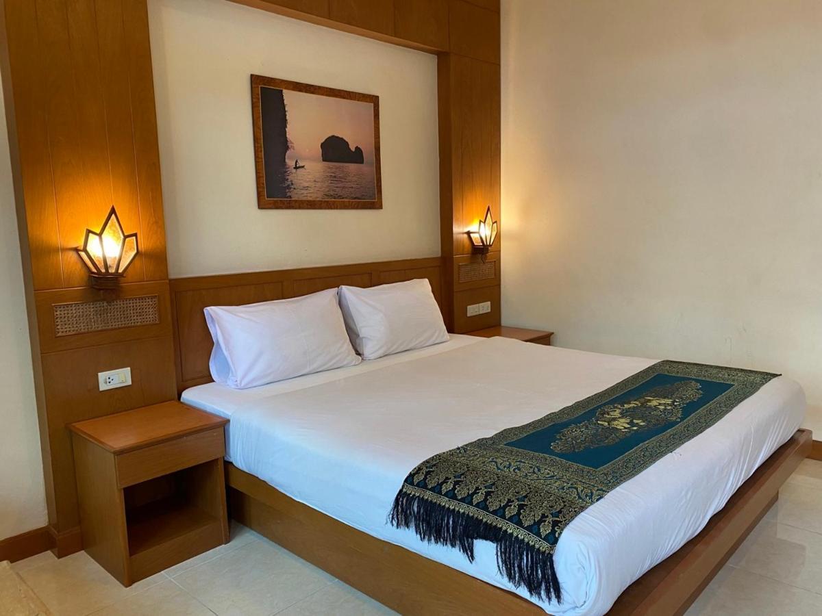 Baan Sudarat Inn