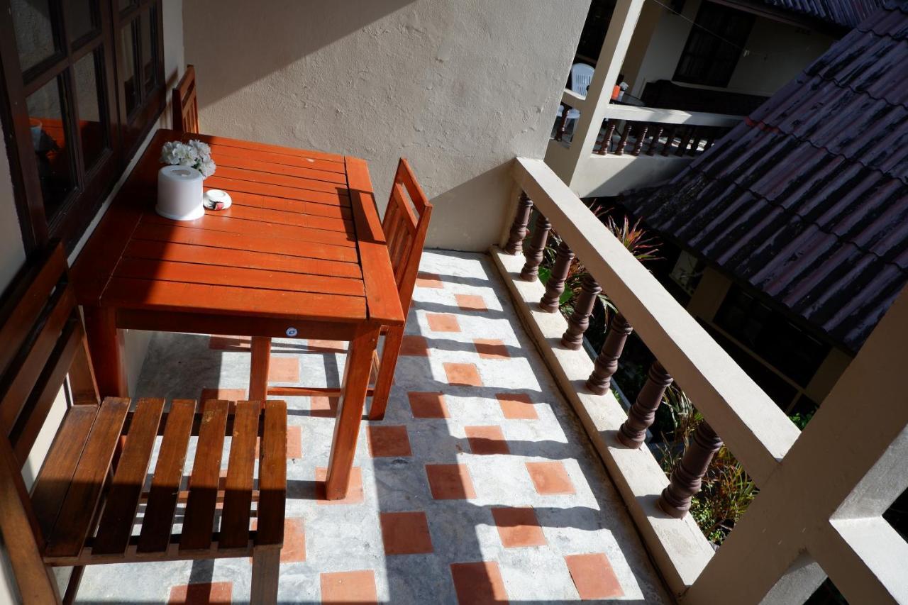 Hotel Beachwalk And 3*