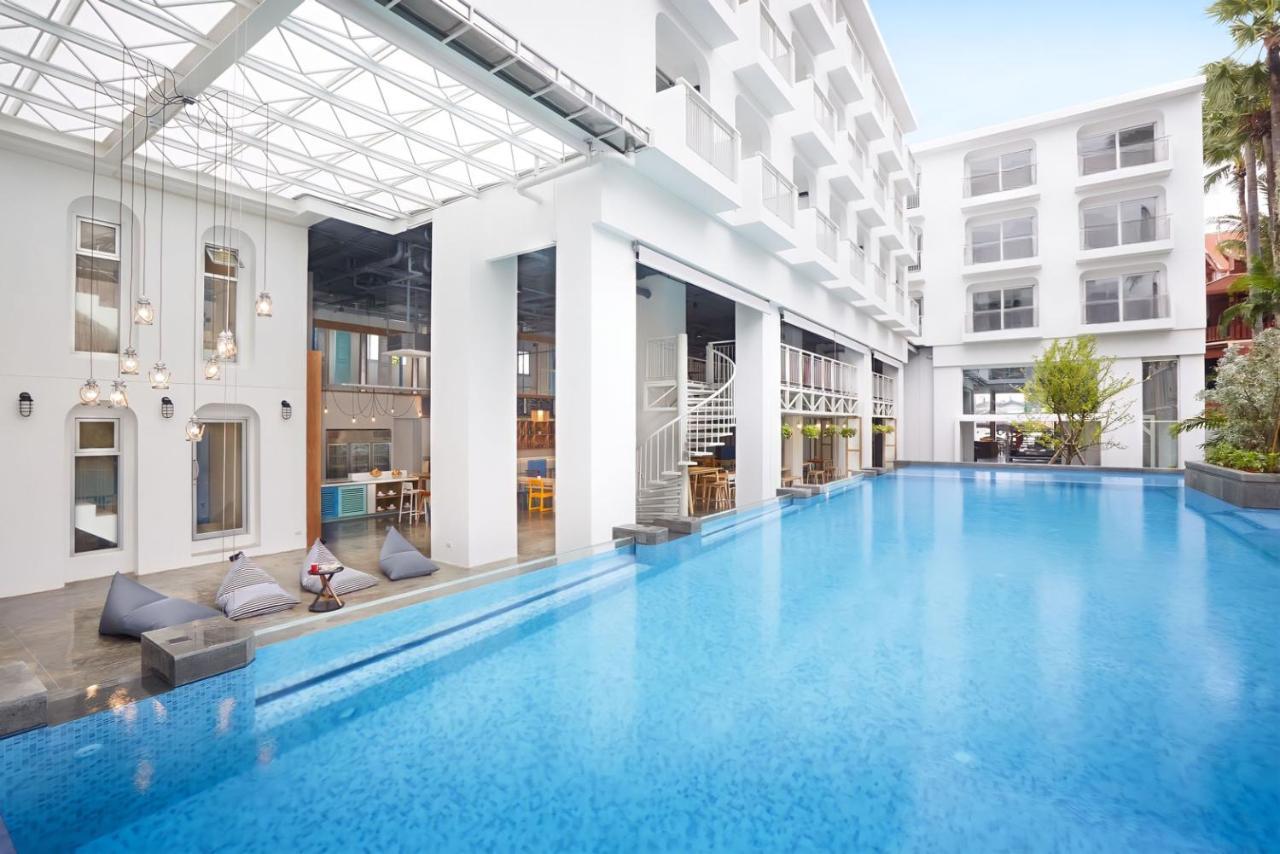 Lub D Phuket - Near & Vibrant Social Vibe