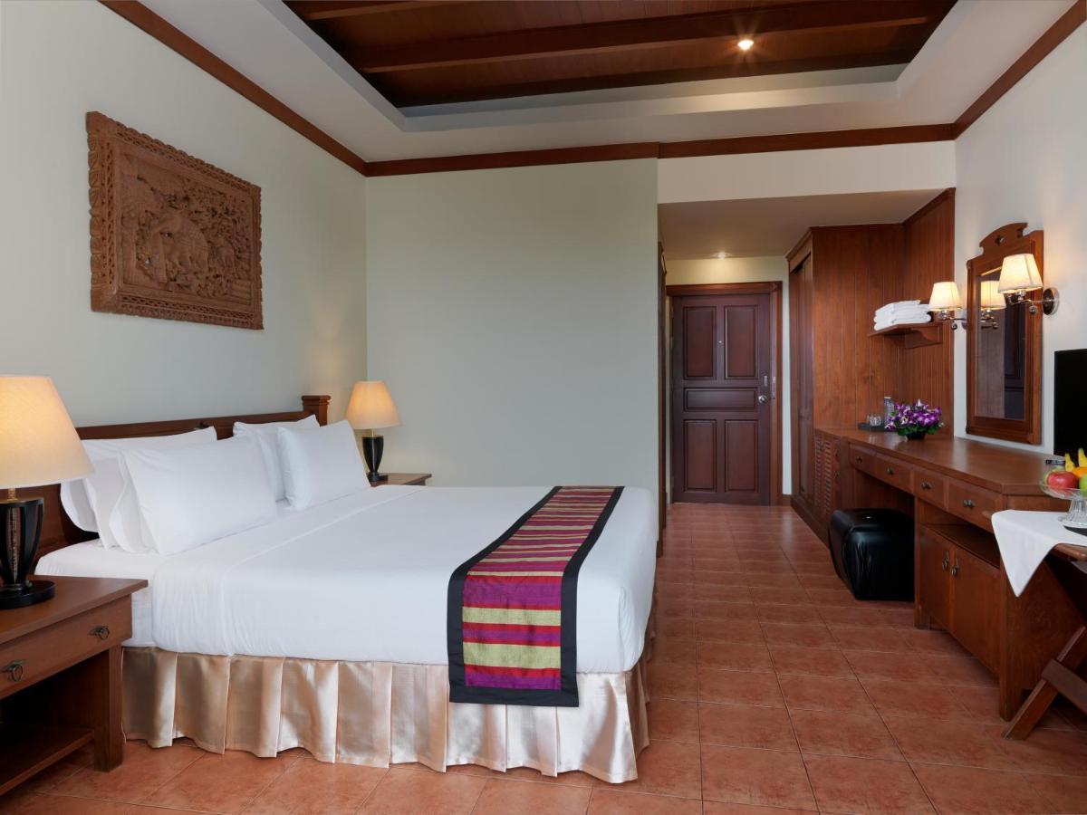 Sun Hill 3*