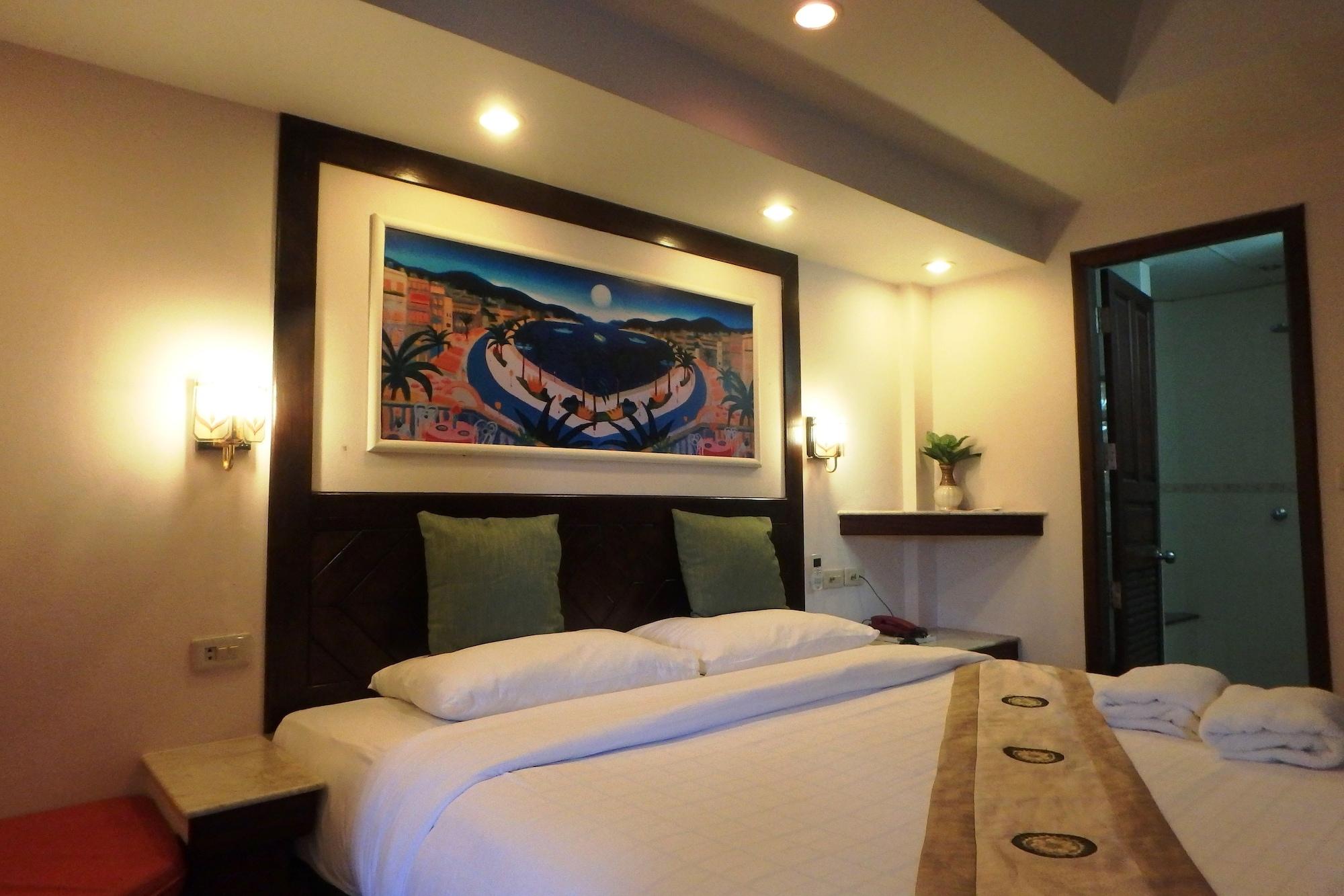 Paradise Inn 2*