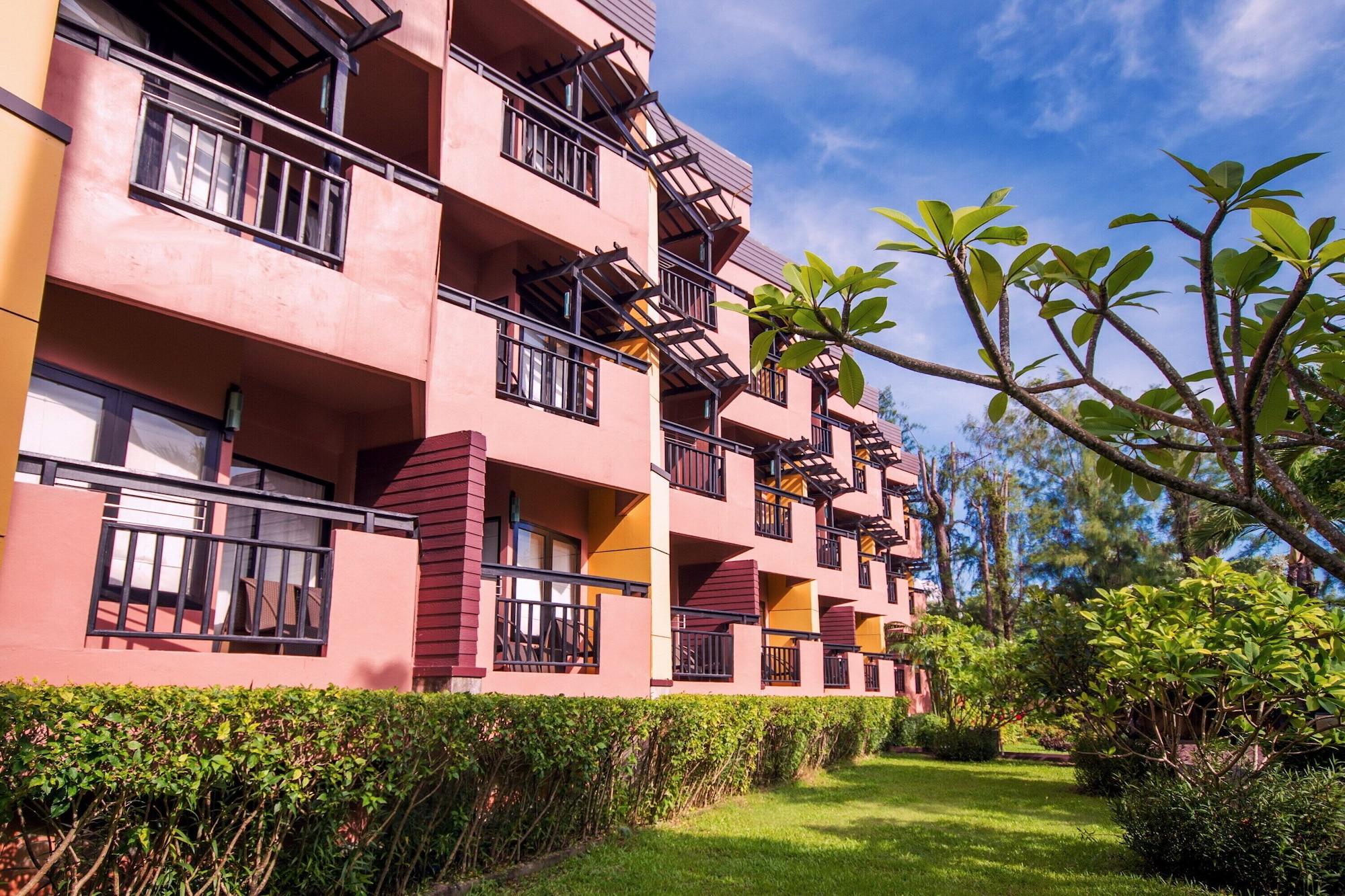 Phuket Island View - Sha Extra Resort 4*