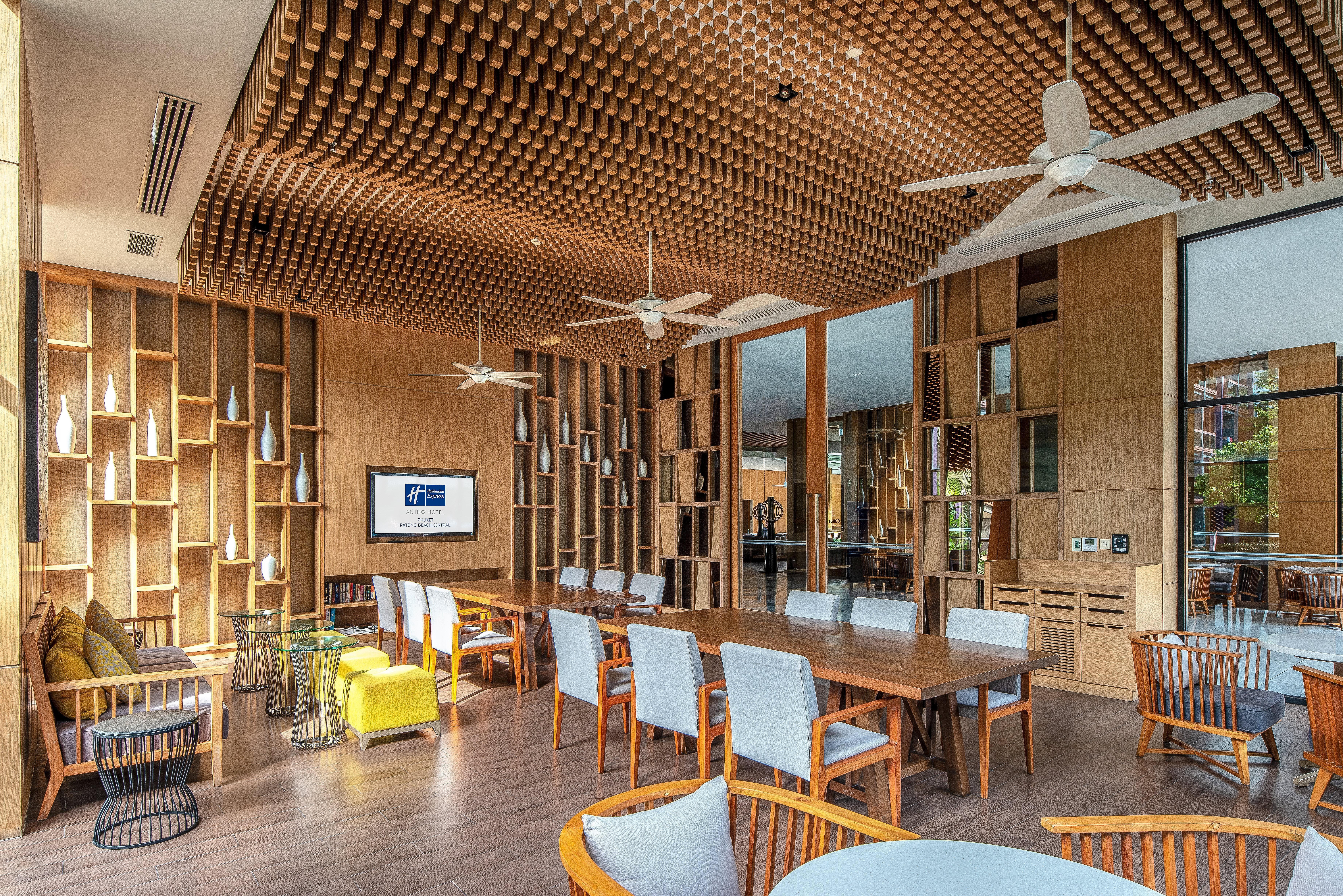 Express Patong By Ihg
