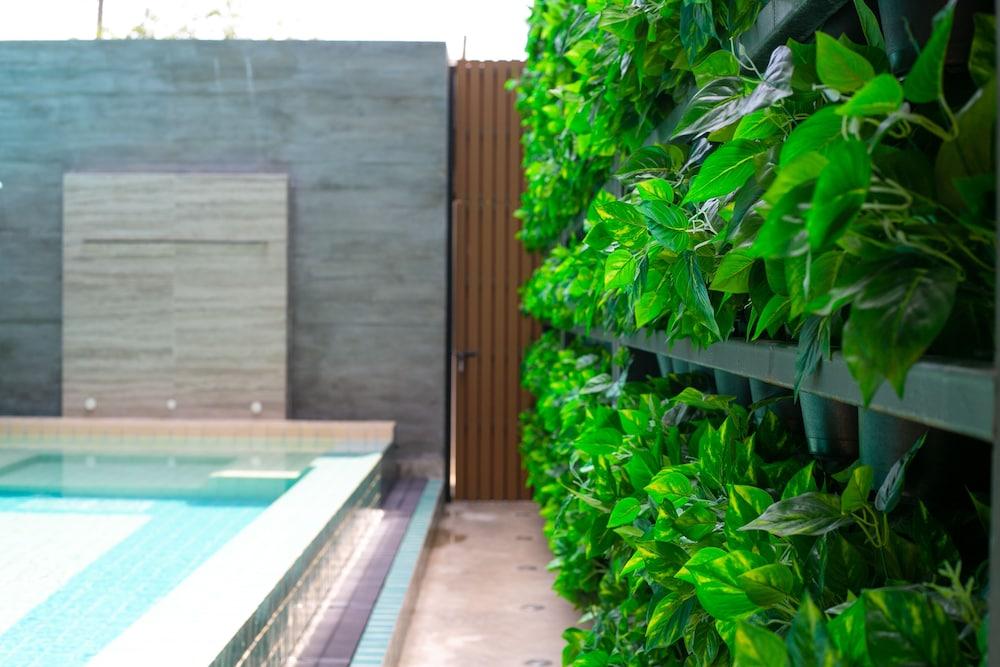 Recenta Style Town 3* Phuket