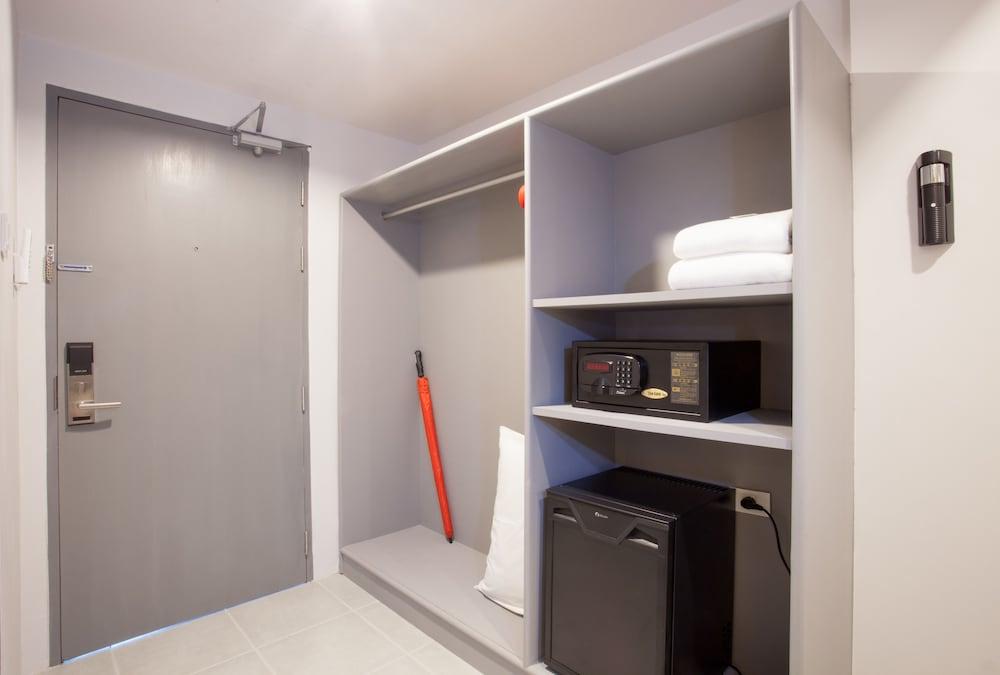Hotel Recenta Style Town 3*