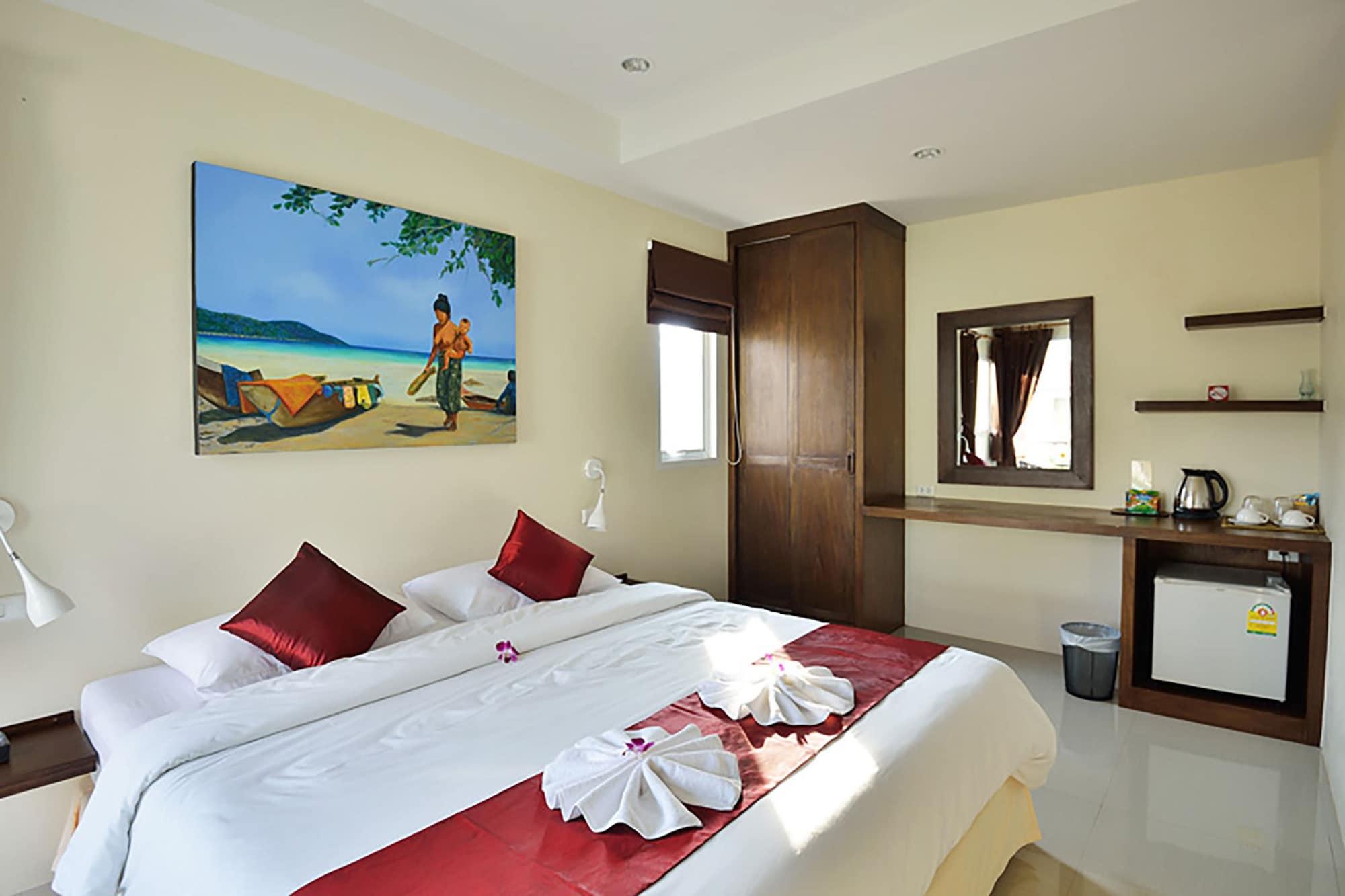 Hotel At 2*