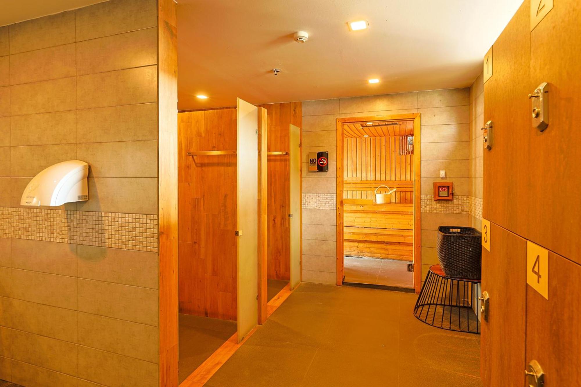 Gu Patong Hotel 3*