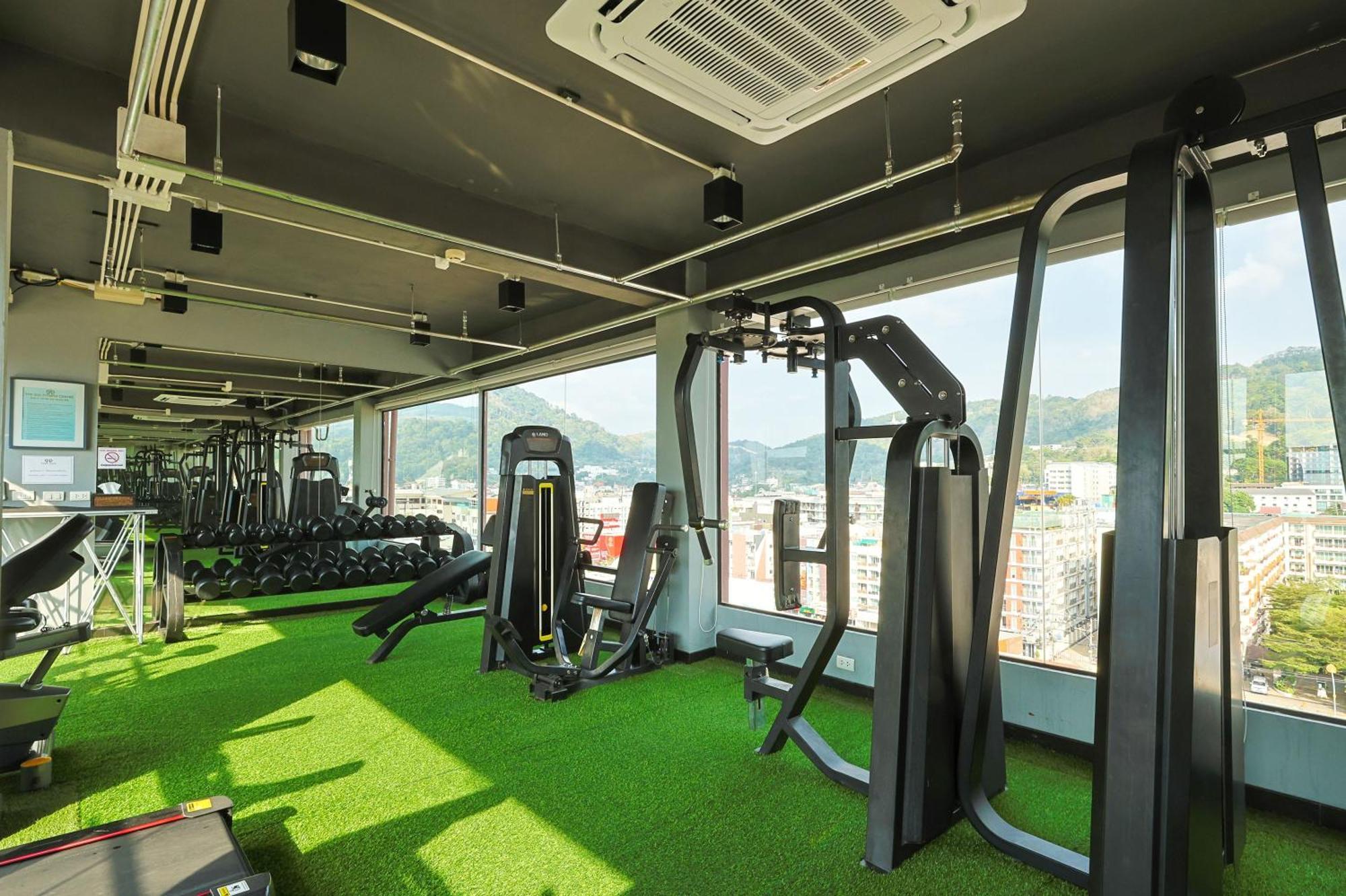 Hotel Gu Patong Phuket