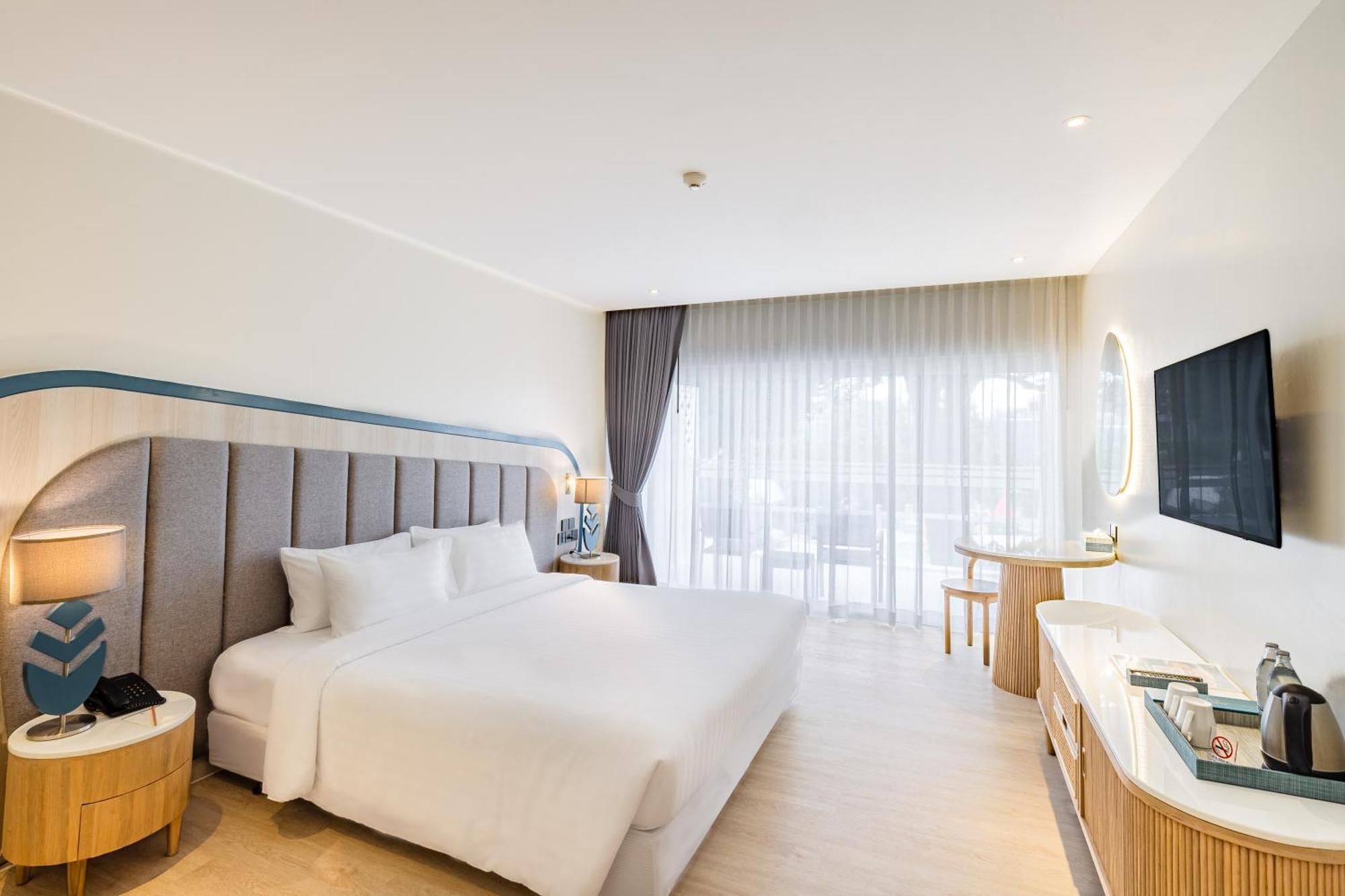 Andaman Embrace Patong, Hotel 5*