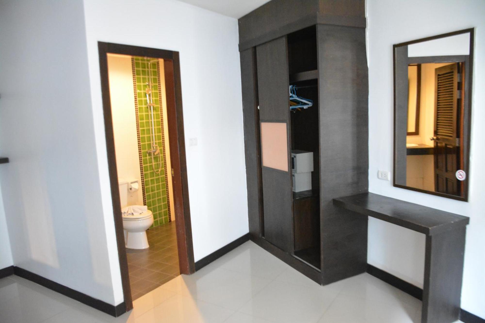 Zephyr Grand Hotel 3*