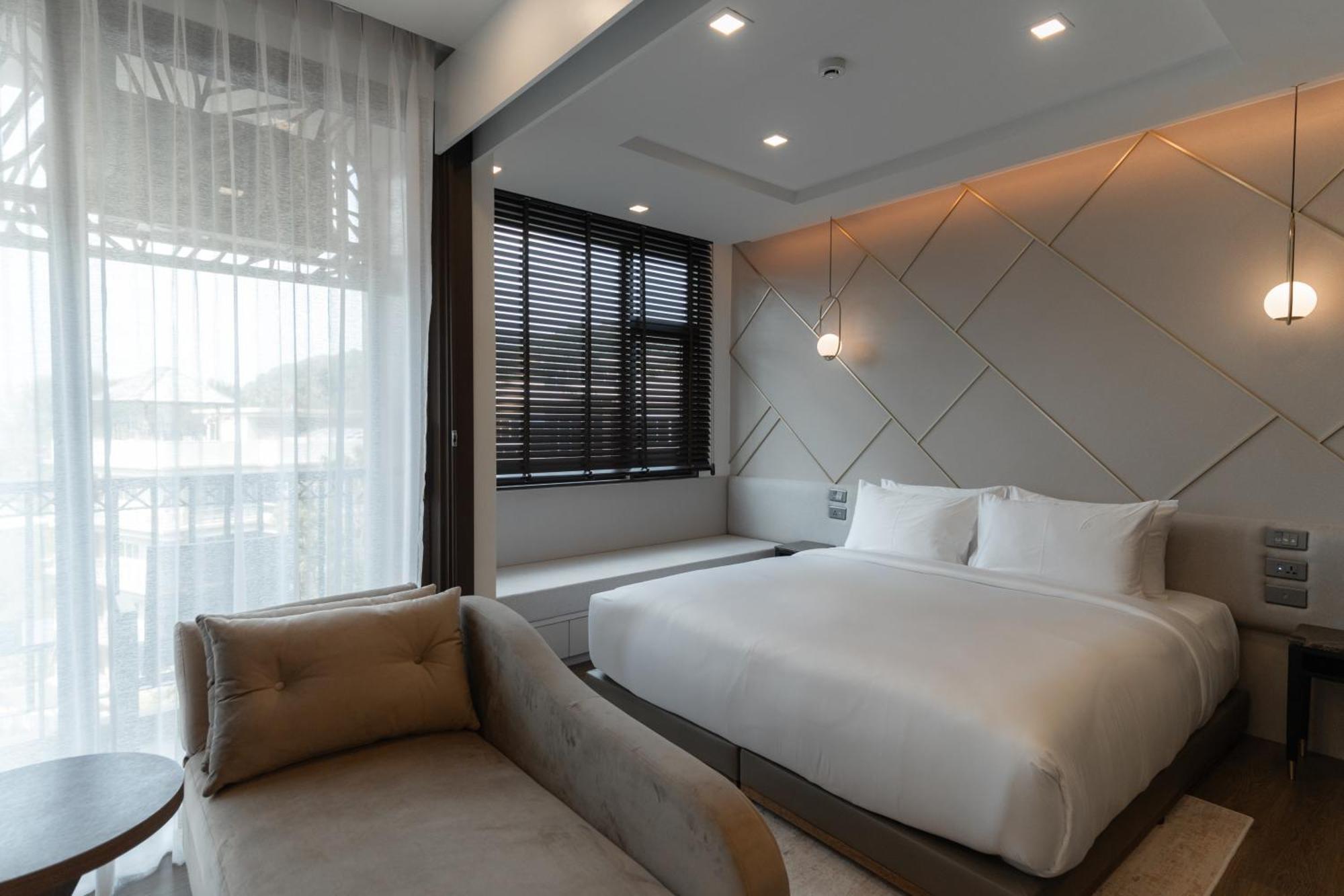 Hotel The Proud Phuket Trademark Collection By Wyndham 5*