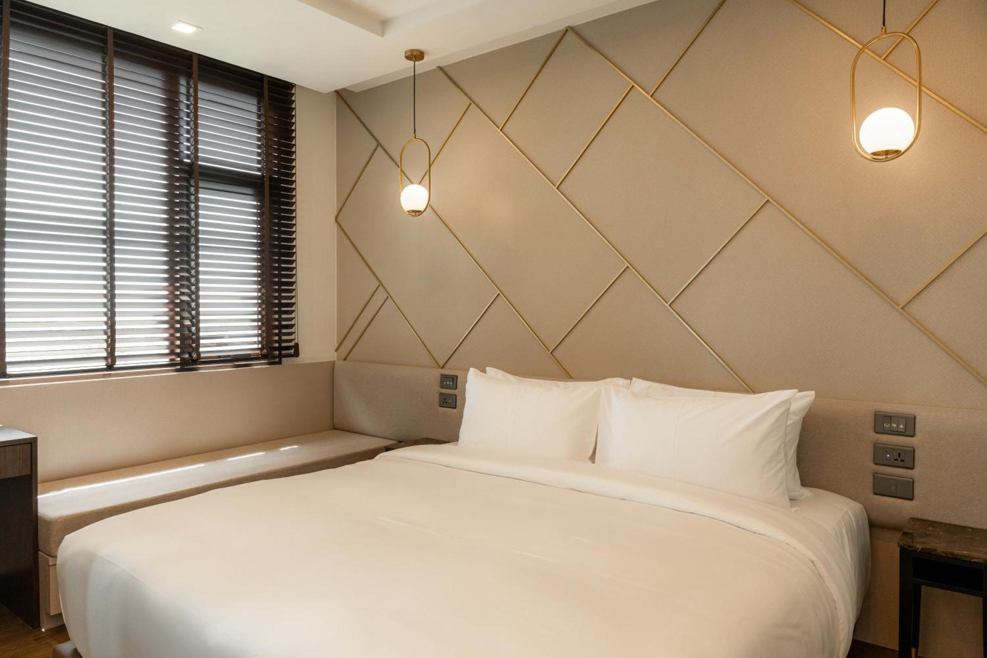 The Proud Phuket Trademark Collection By Wyndham 5*
