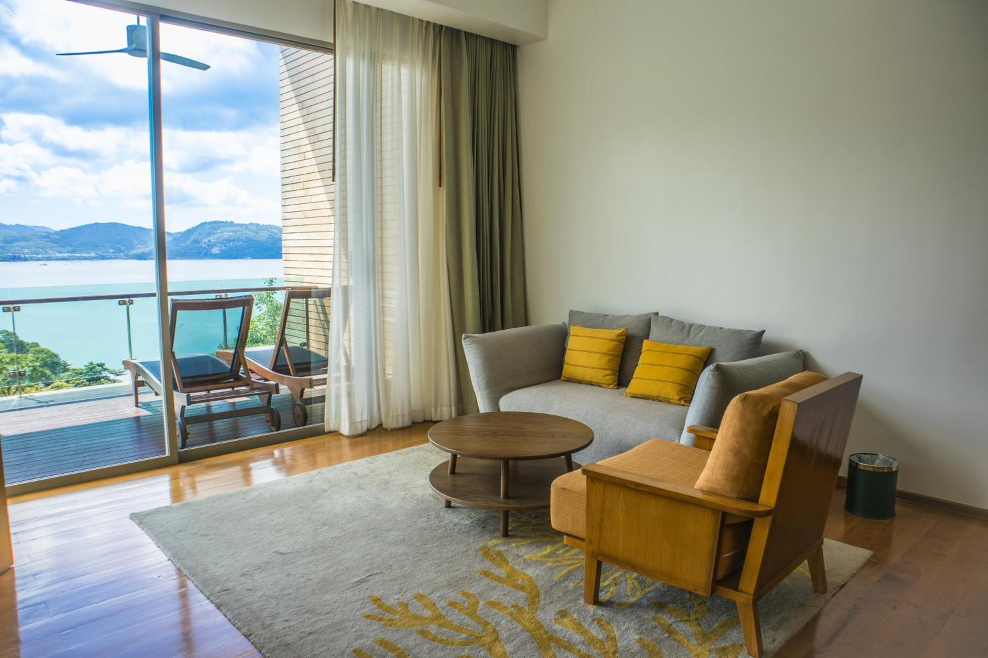 Wyndham Grand Phuket Kalim Bay Resort
