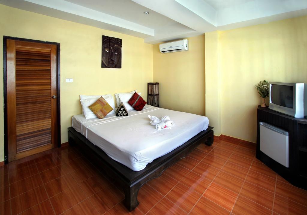 Karon Pool Hotel Phuket