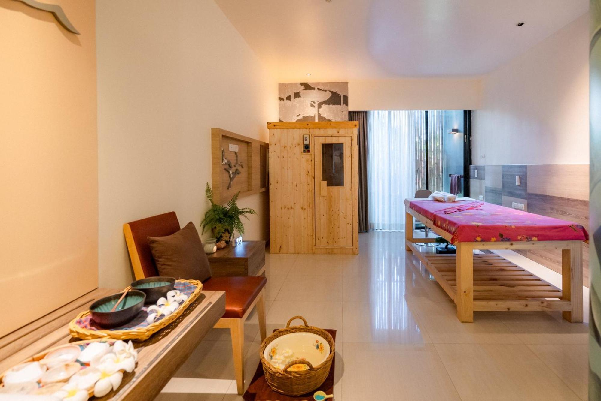Express Patong By Ihg Resort 4*