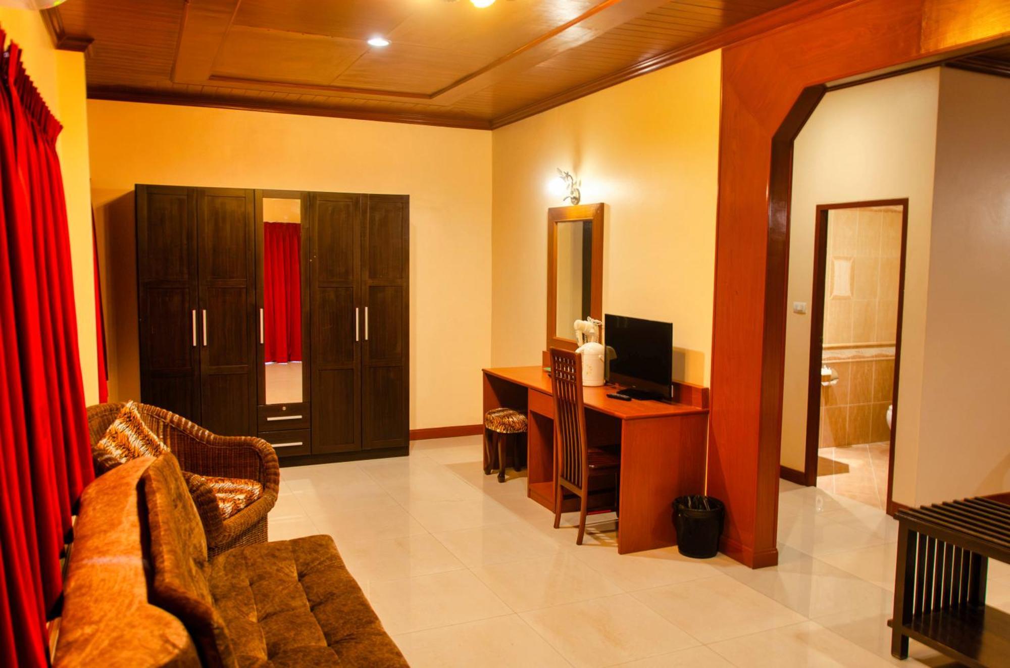 Diva Hotel 4*