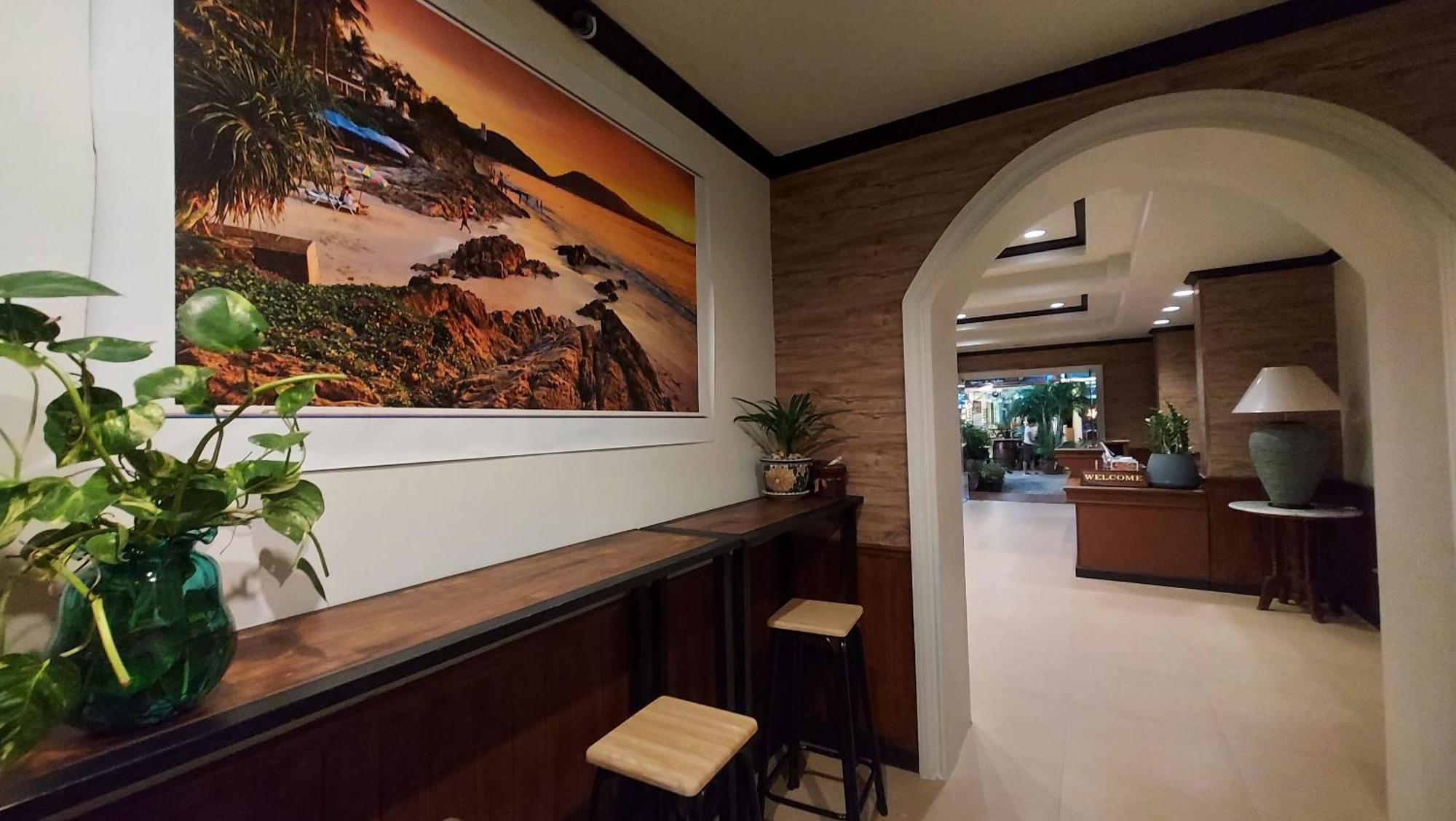 Sawasdee Apartment