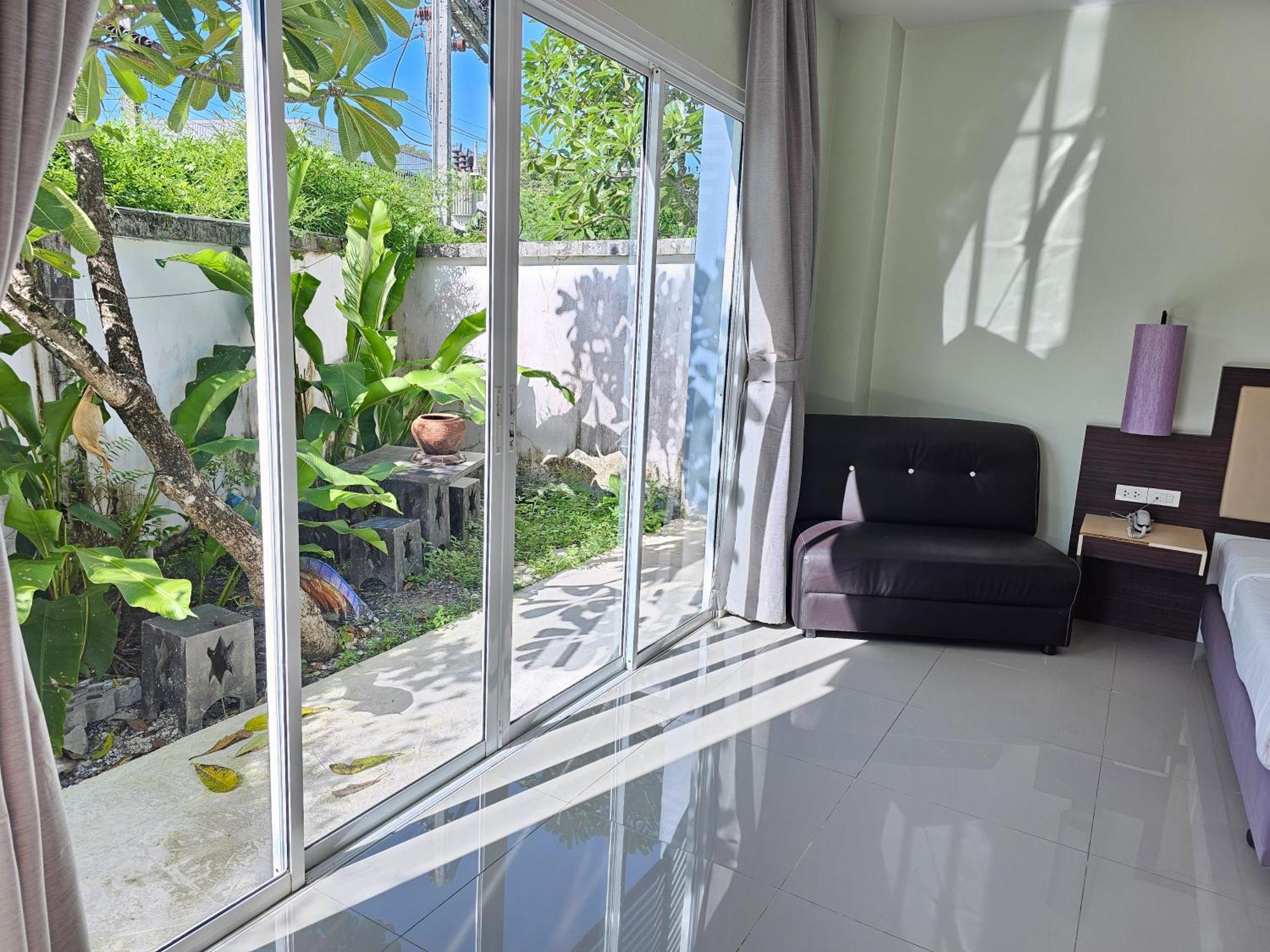 Hotel Am Surin Place - Sha Extra Phuket