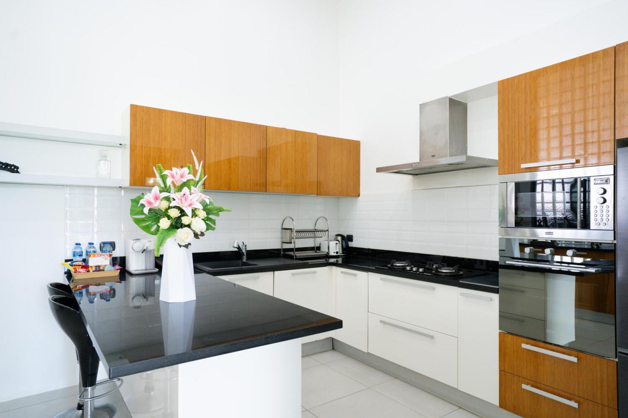Sirirat Sea-view *