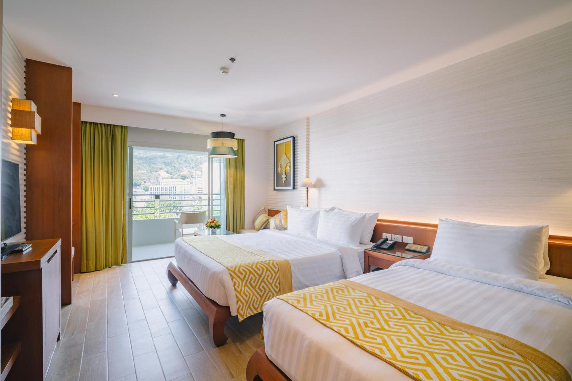 Hotel The Royal Paradise & - Sha Extra 4*
