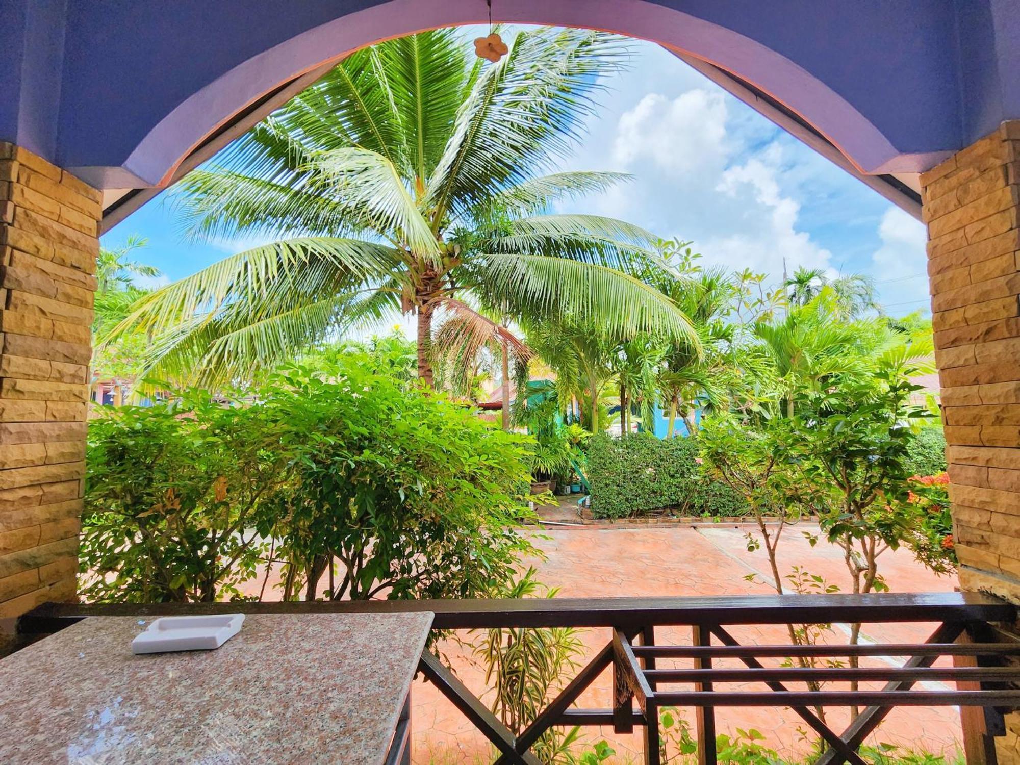 Phaithong Sotel Hotel Chalong