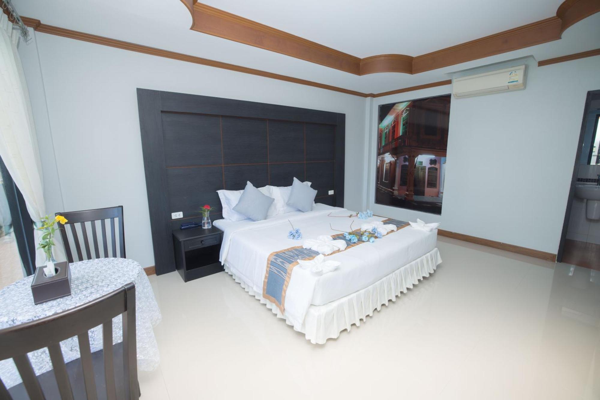 Blue Carina Hotel Phuket