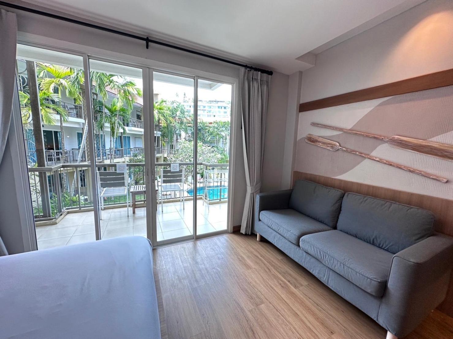 Hotel Baan Karon
