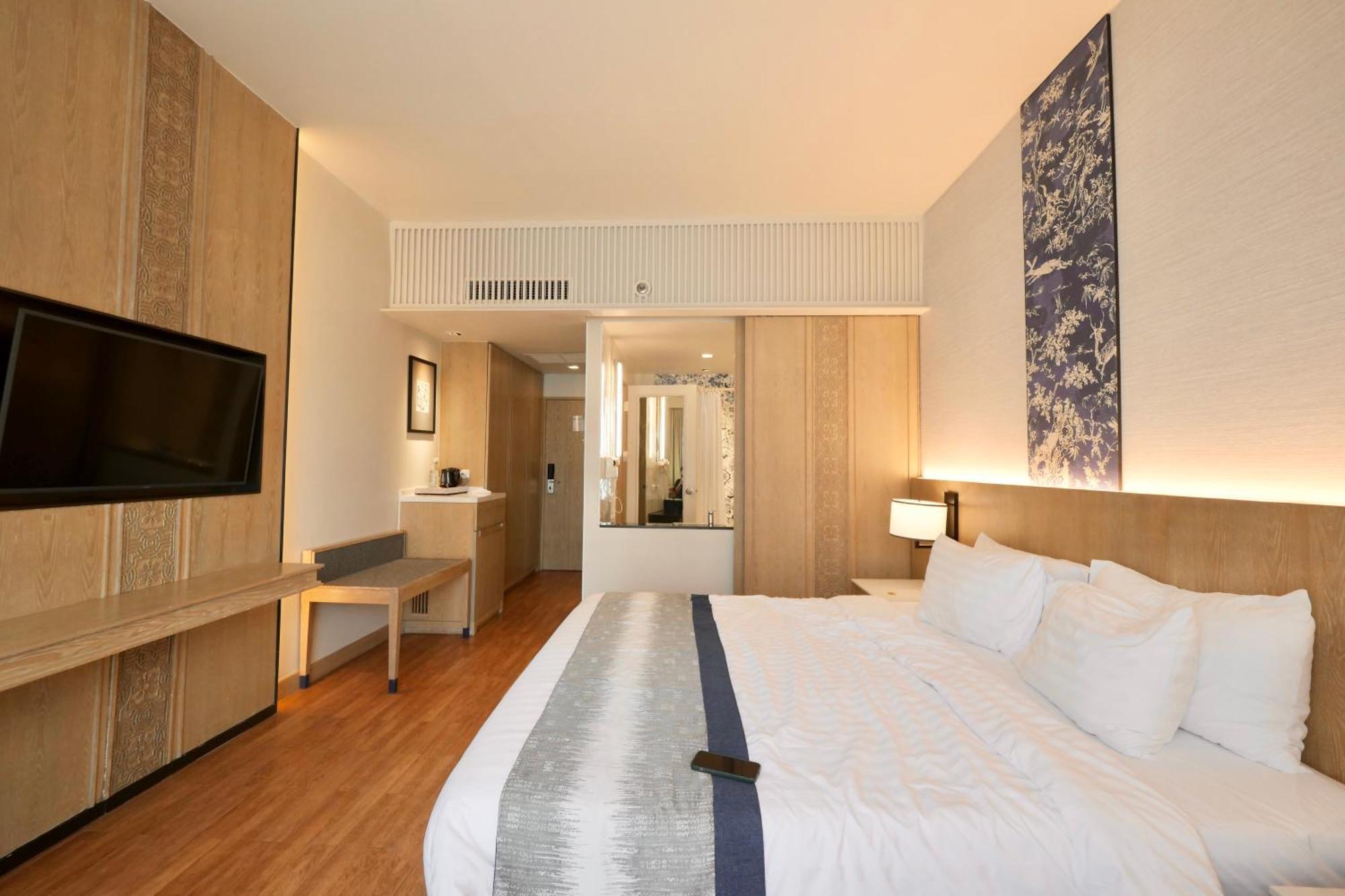 The Royal Paradise & - Sha Extra Patong