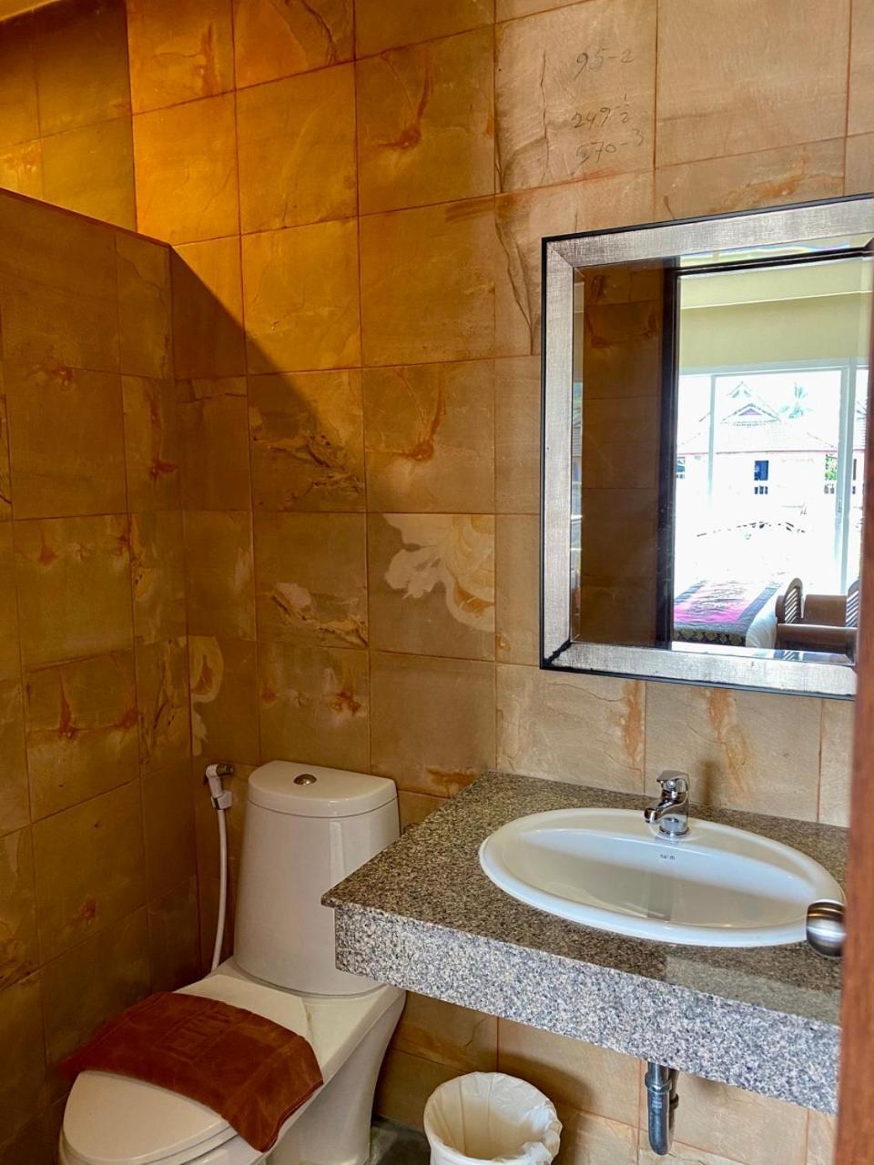 Inn Baan Sudarat Phuket