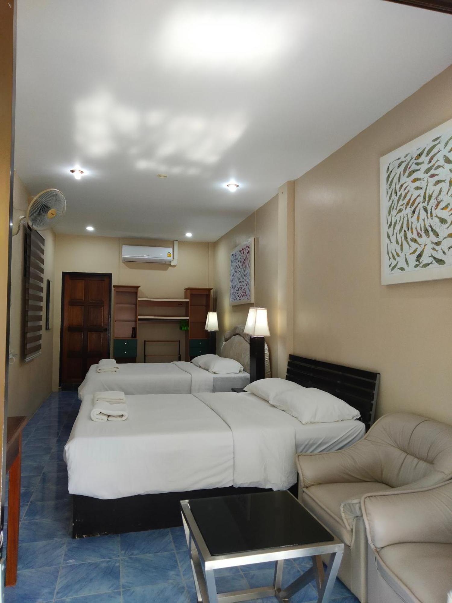 Nb House 2* Karon