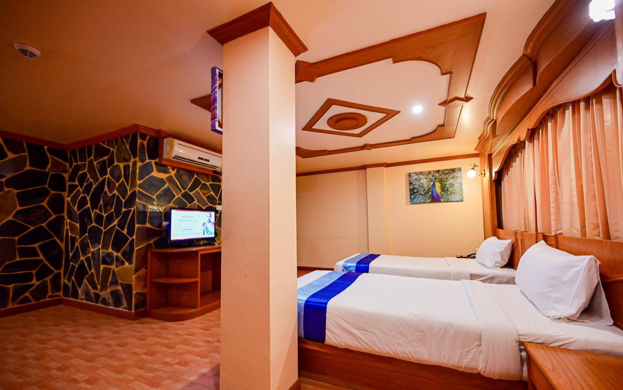 Complex 3* Patong