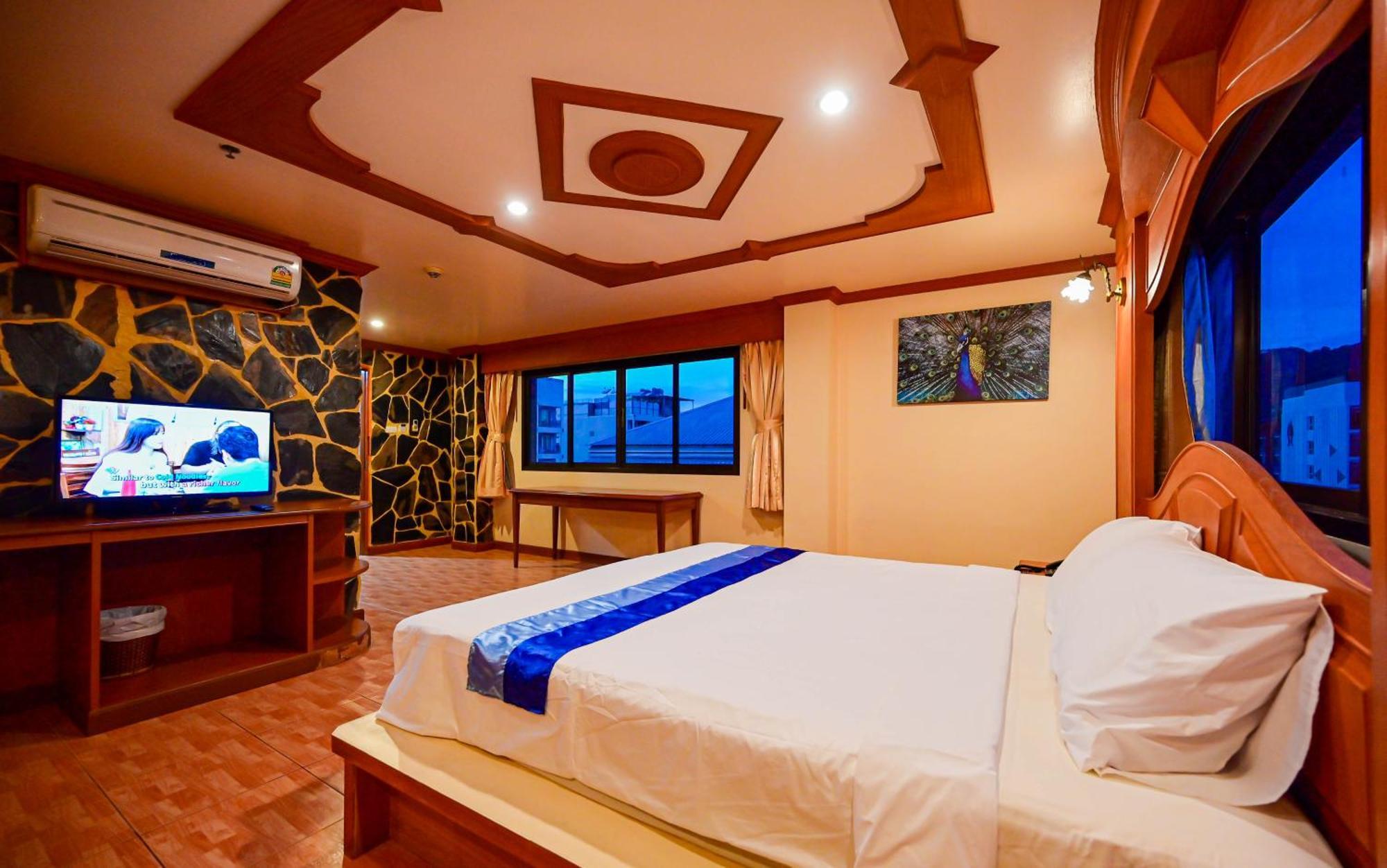Complex Hotel