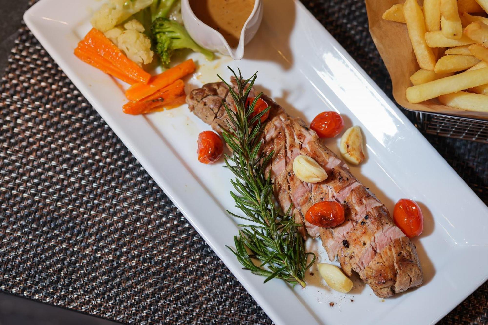 Touch Sea Boutique Hotel&bistro Hotel