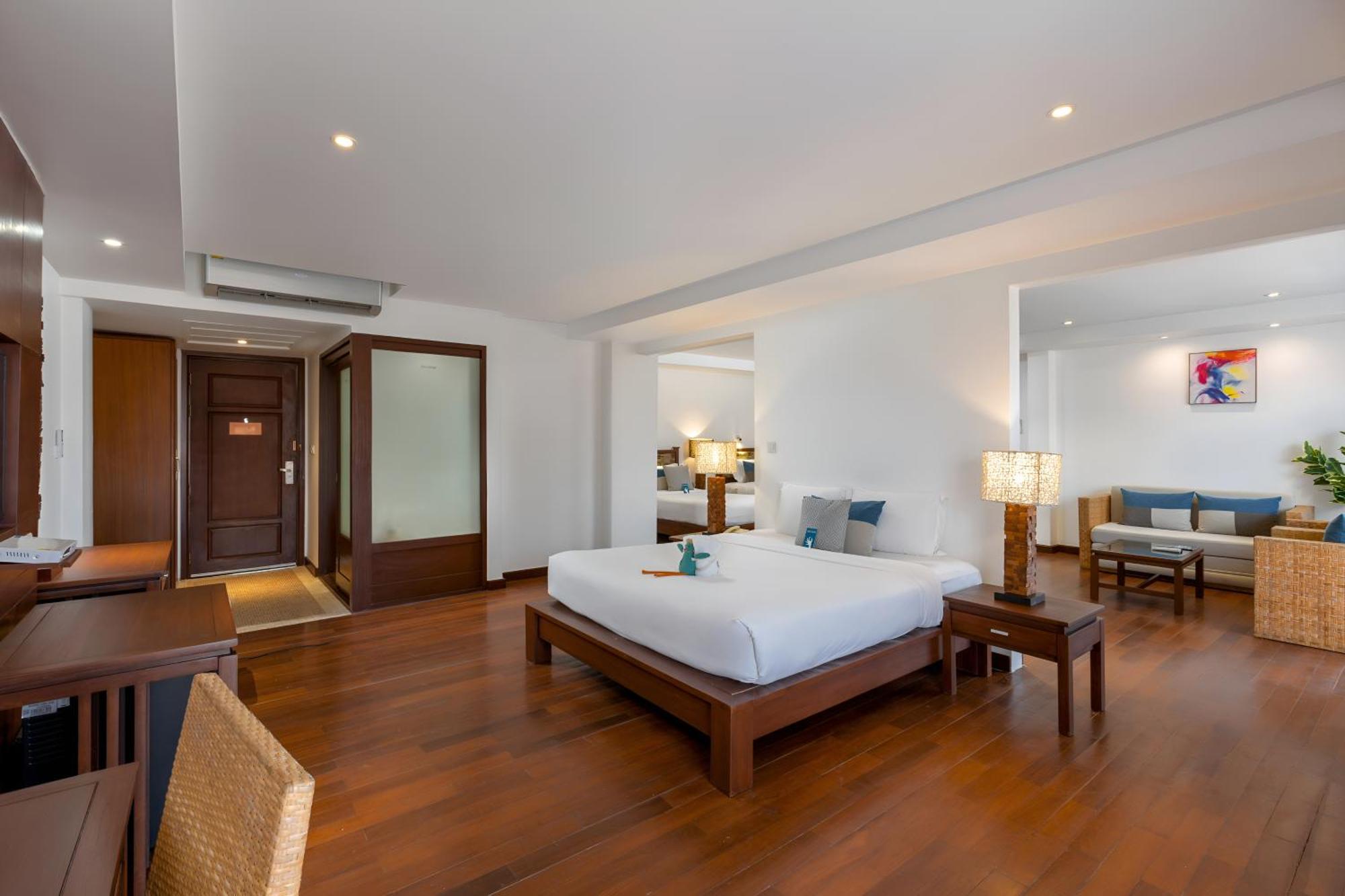 Hotel Baan Laimai & - Sha Extra