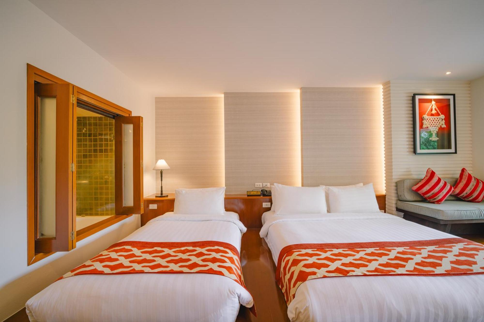 Hotel The Royal Paradise & - Sha Extra Patong