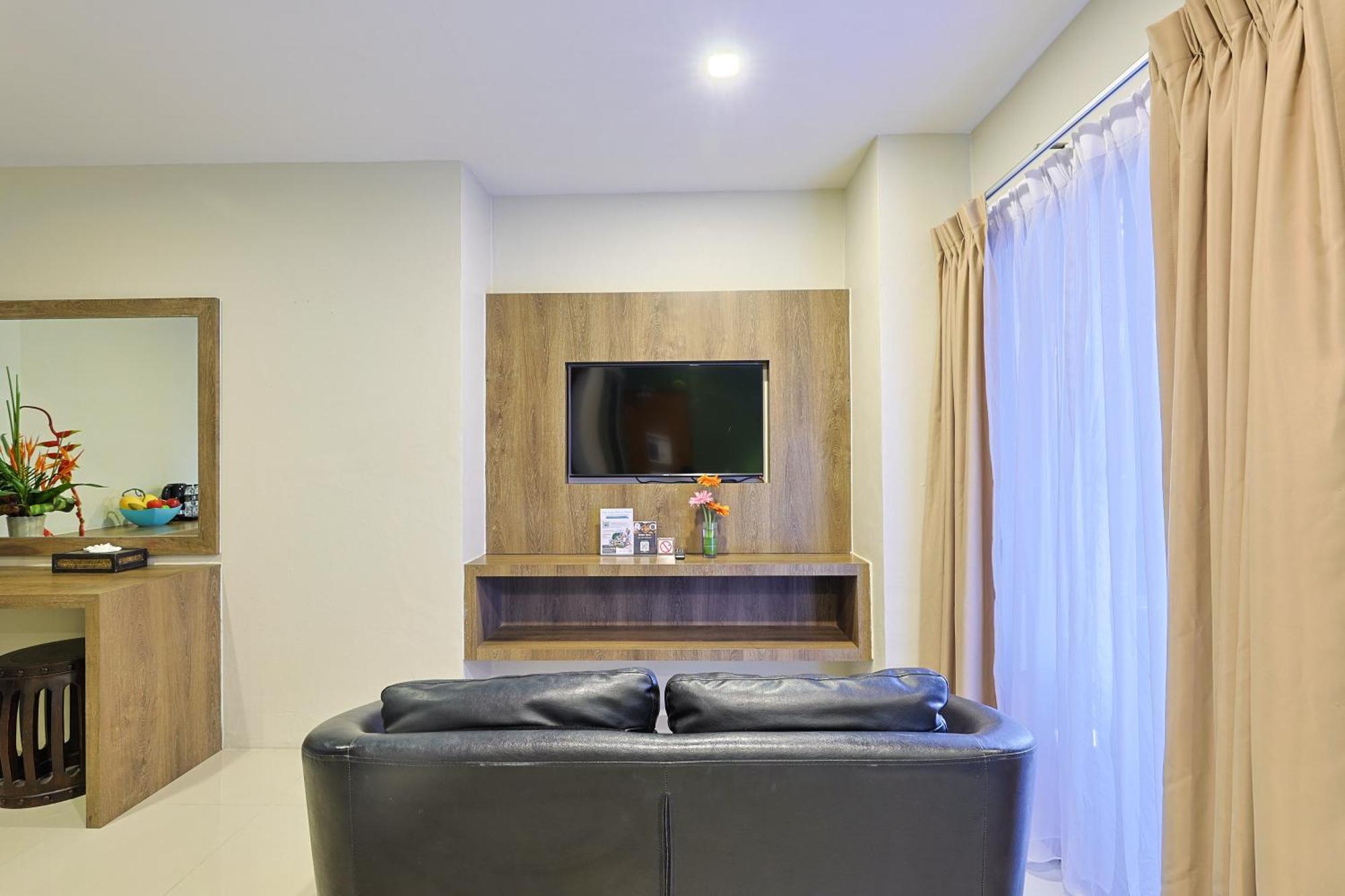 Hotel The Gig Patong