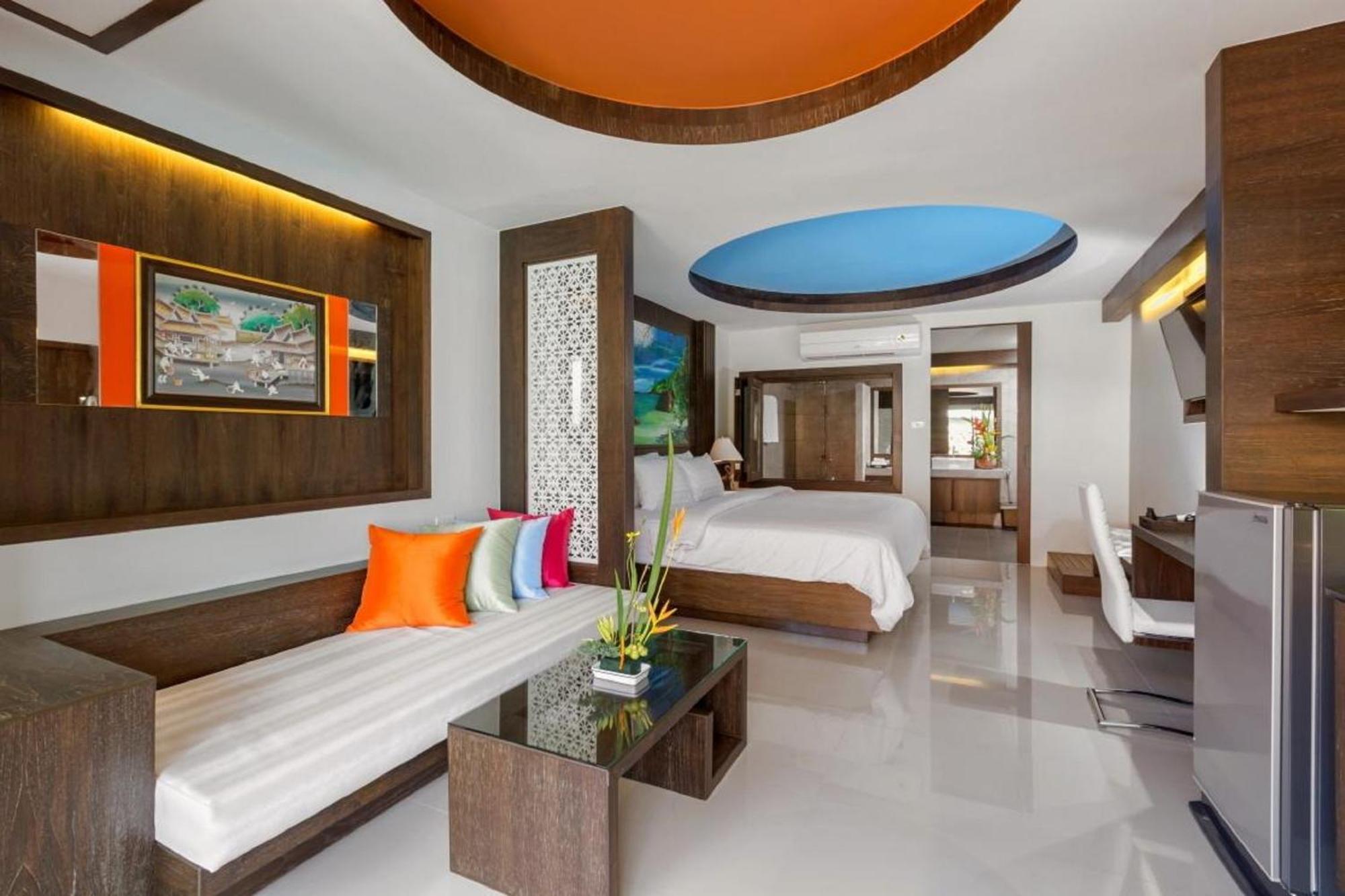 Hotel Naina & - Sha Extra 4*
