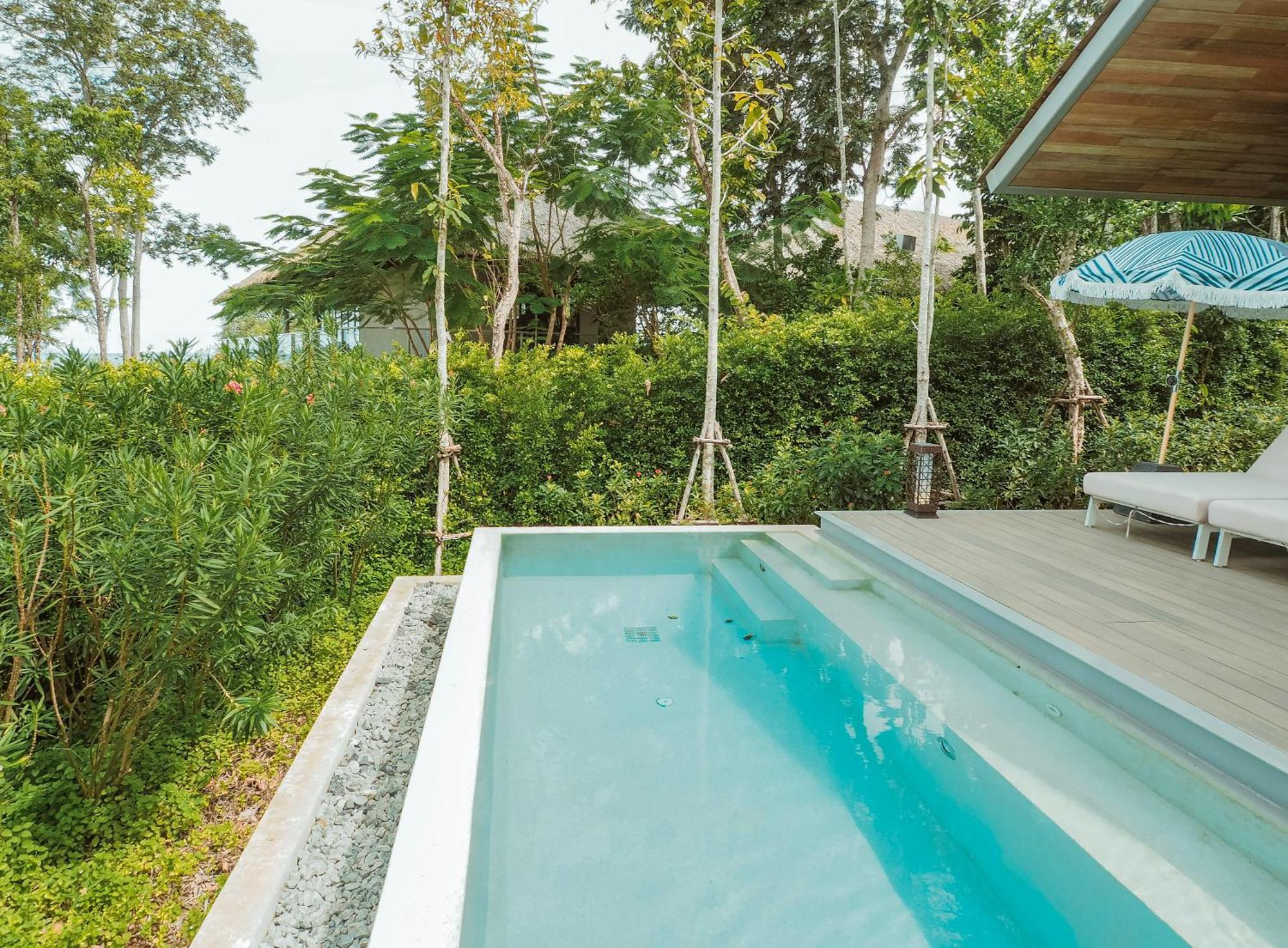 Island Escape Burasari Resort Phuket