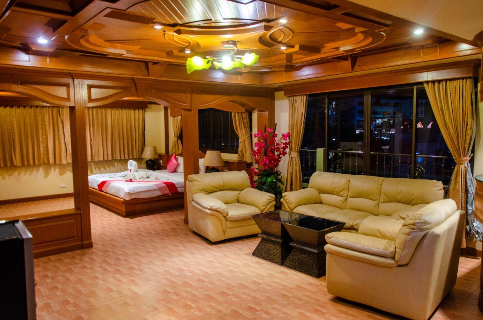 Diva Hotel 4*