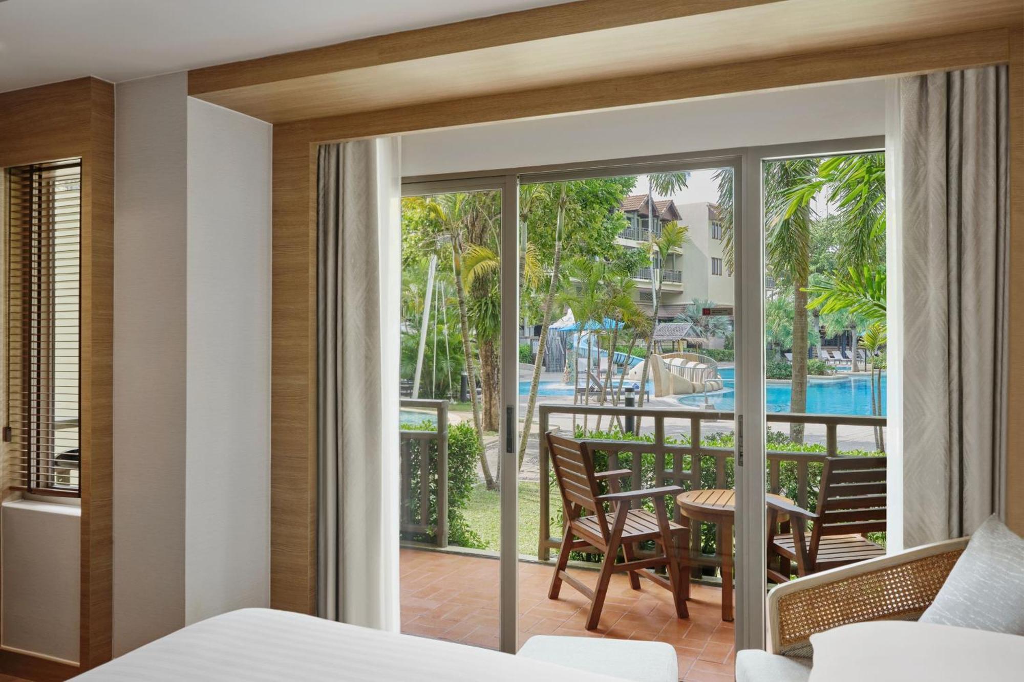 Phuket Marriott & Spa, Merlin Patong