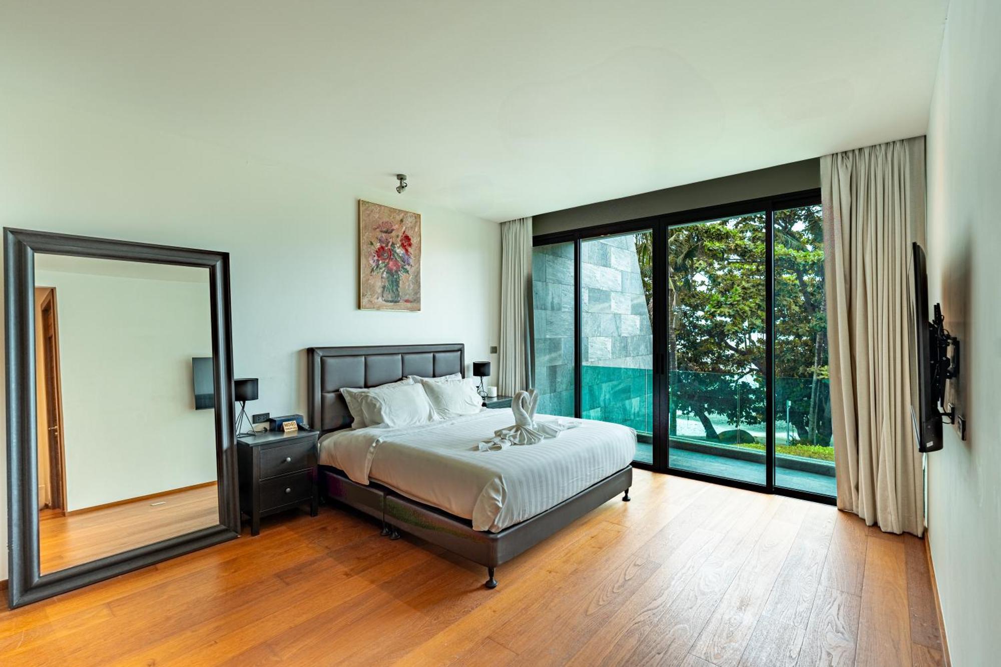 拉威eva11三卧沙滩别墅 出门就是大海 三个卧室都是海景独卫 Villa Phuket