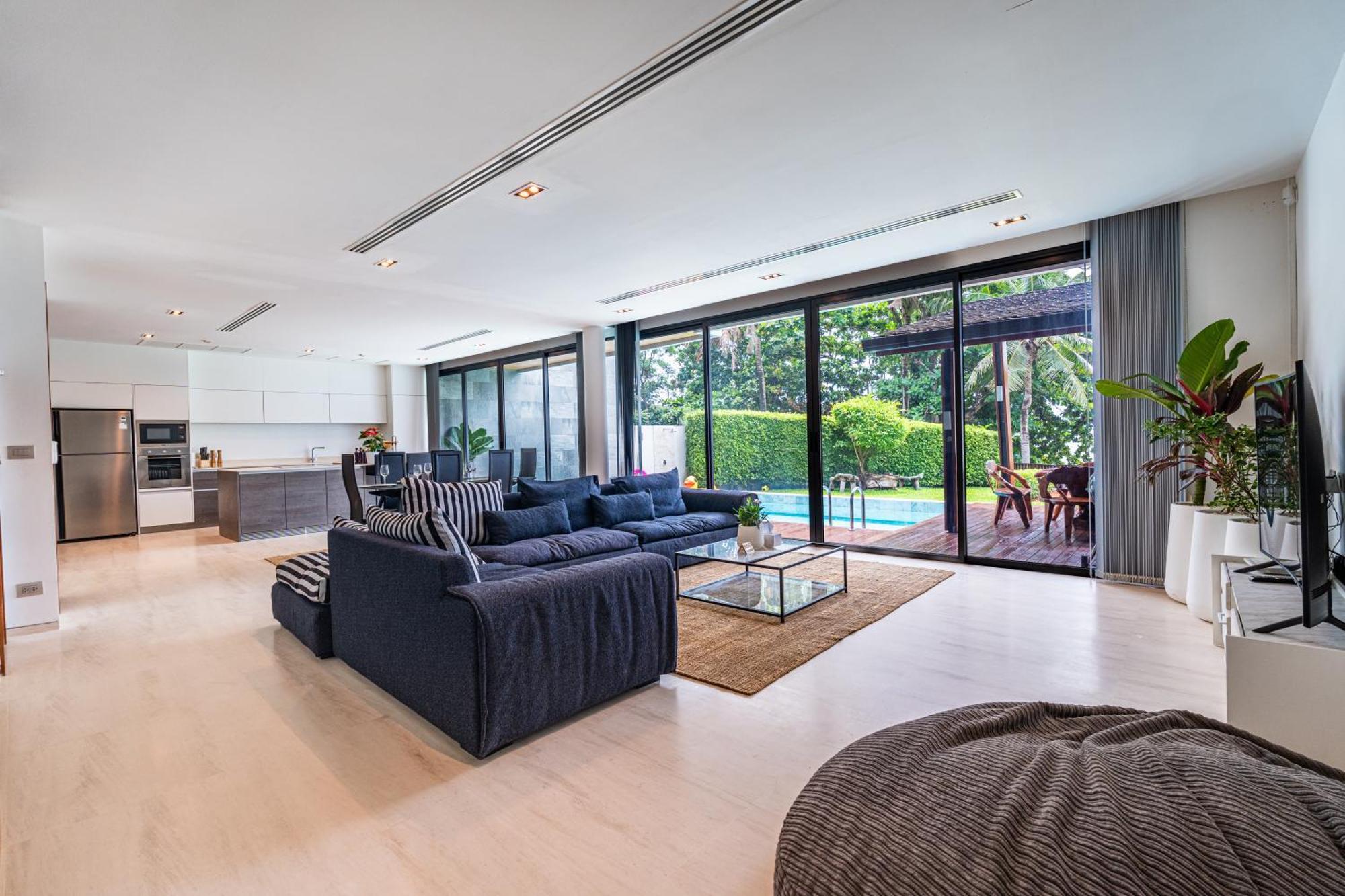 拉威eva11三卧沙滩别墅 出门就是大海 三个卧室都是海景独卫 * Phuket