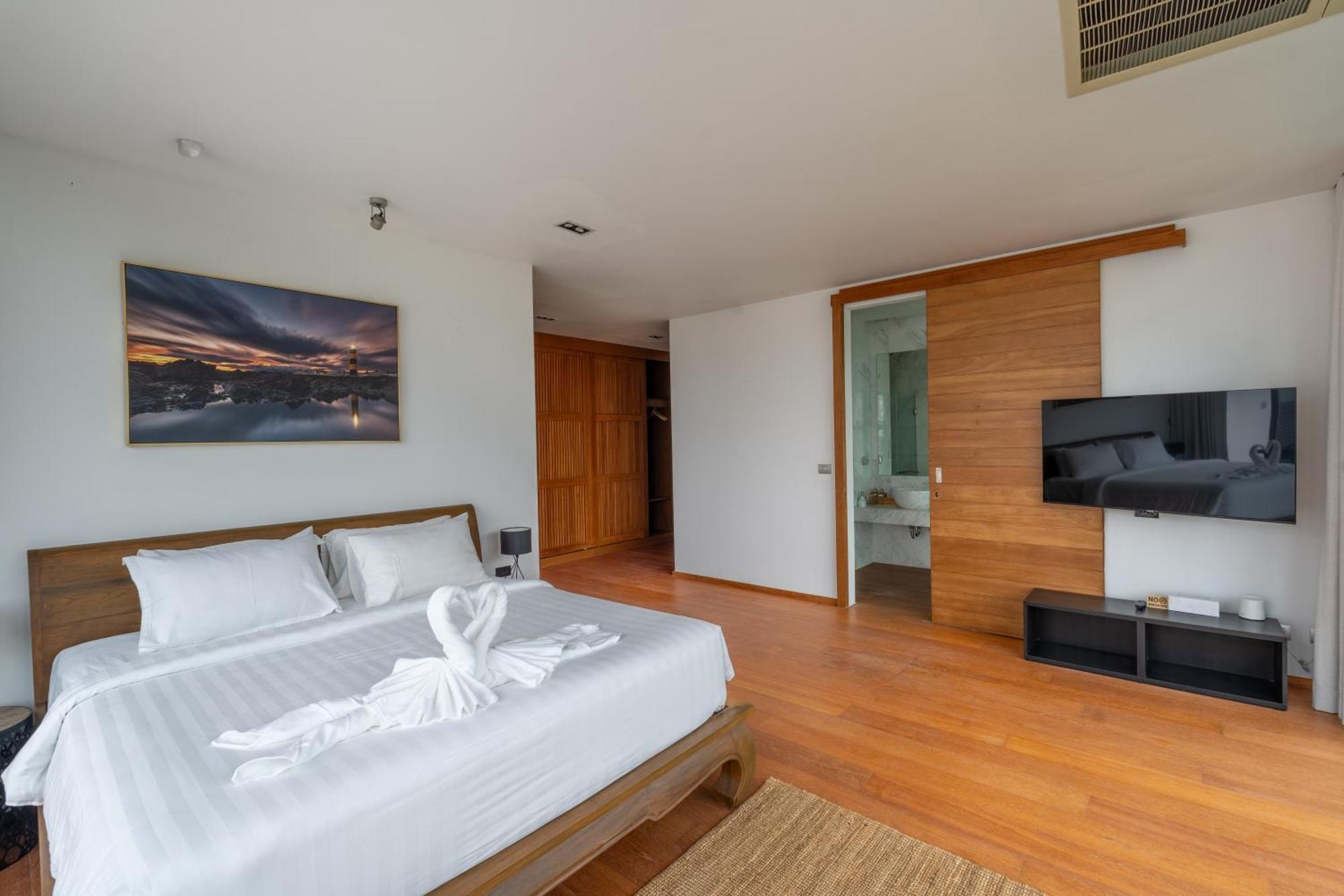 拉威eva11三卧沙滩别墅 出门就是大海 三个卧室都是海景独卫 Villa Phuket