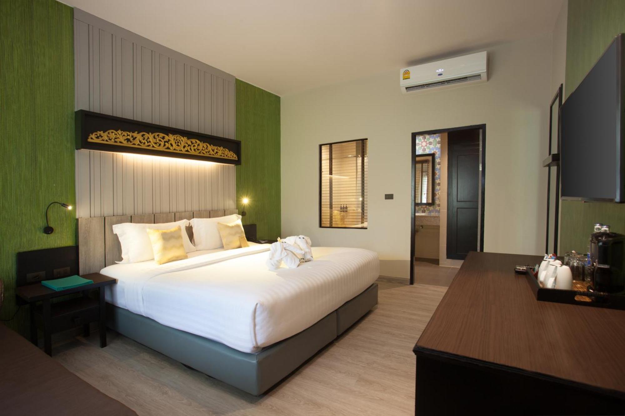 Resort Deevana & 4*