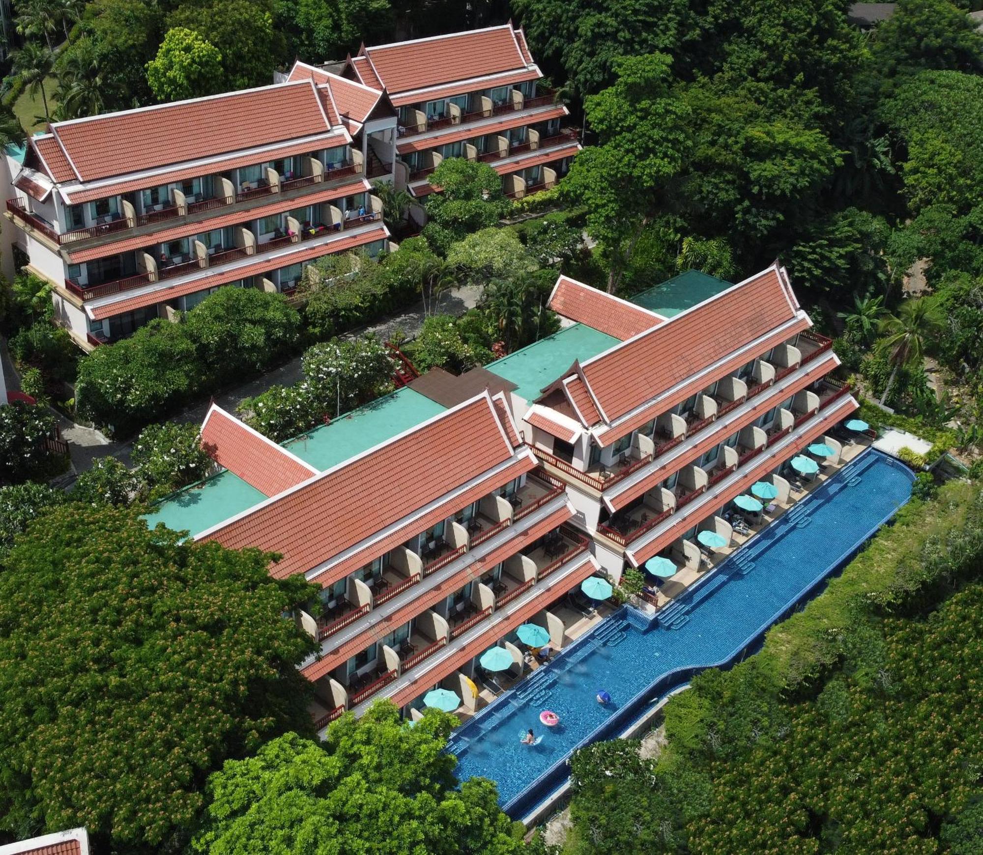 Novotel Phuket 4*