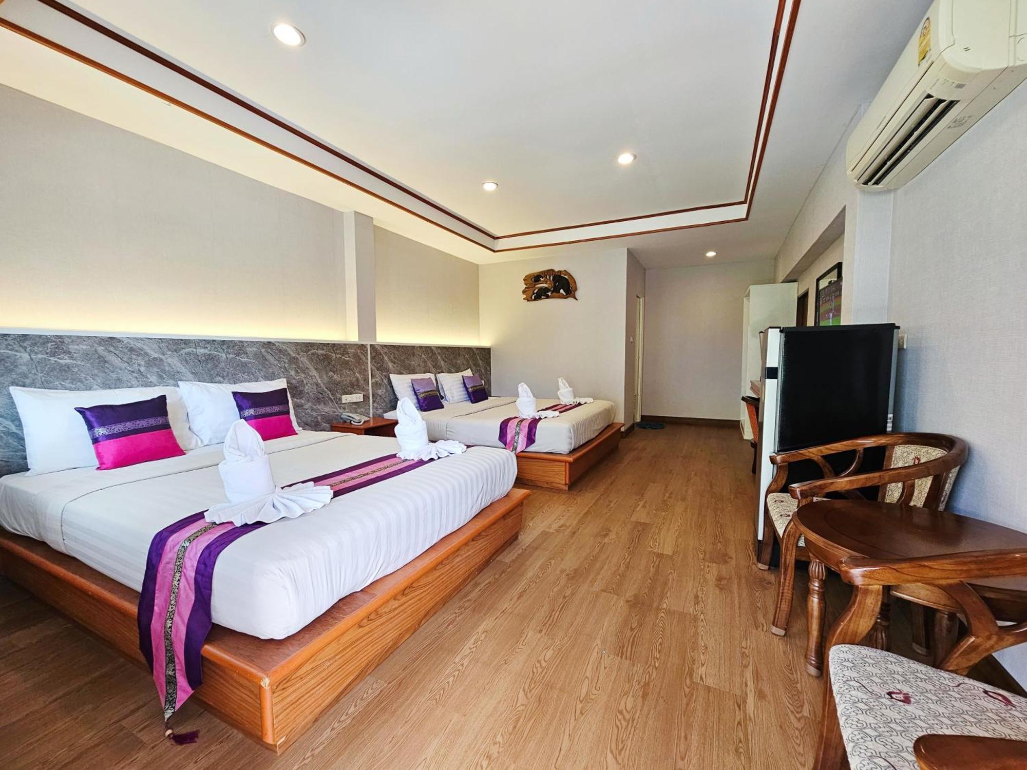 Phaithong Sotel Chalong