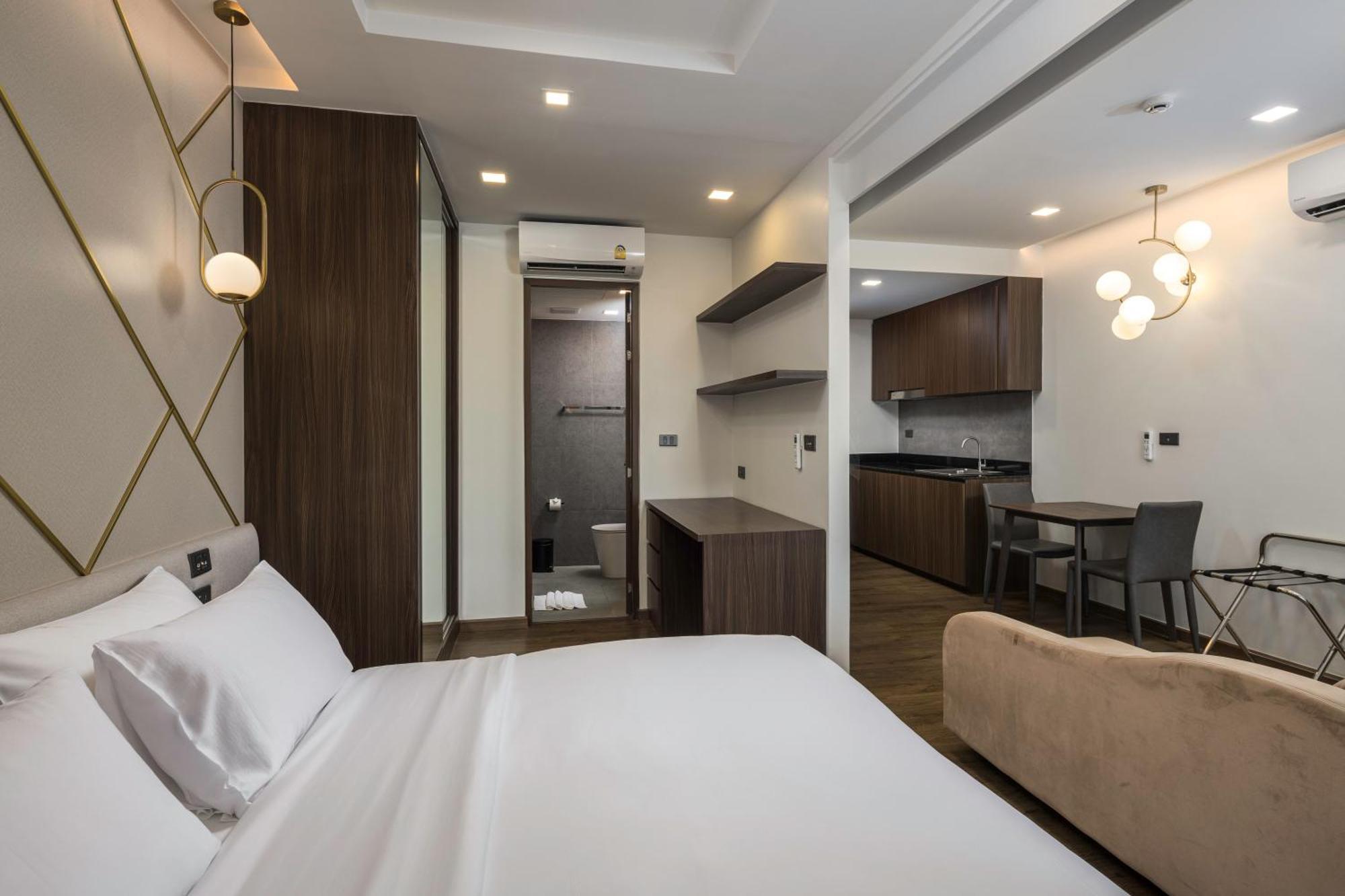 The Proud Phuket Trademark Collection By Wyndham Hotel Karon